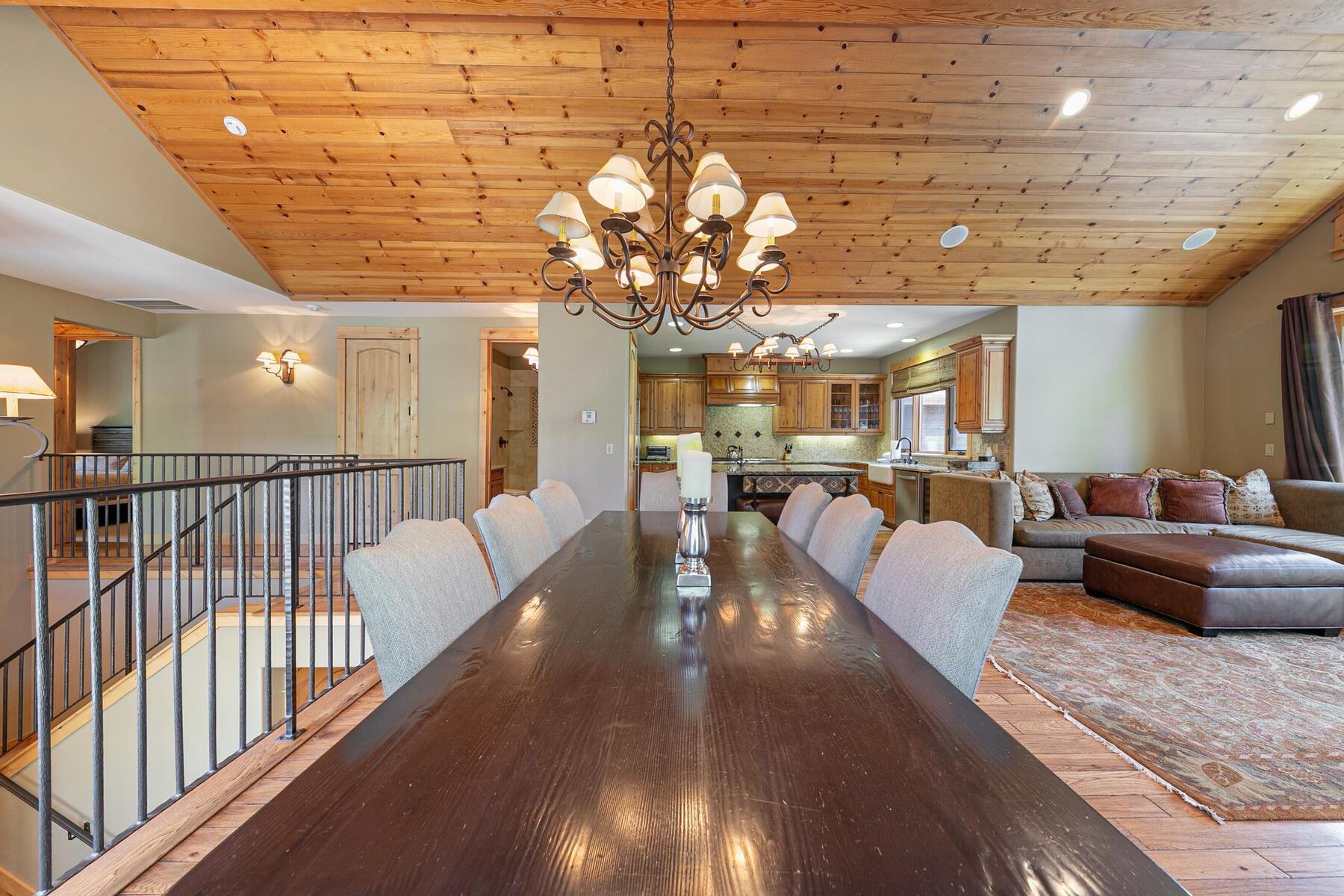 10243 Valmont Trail, Truckee, CA, 96161