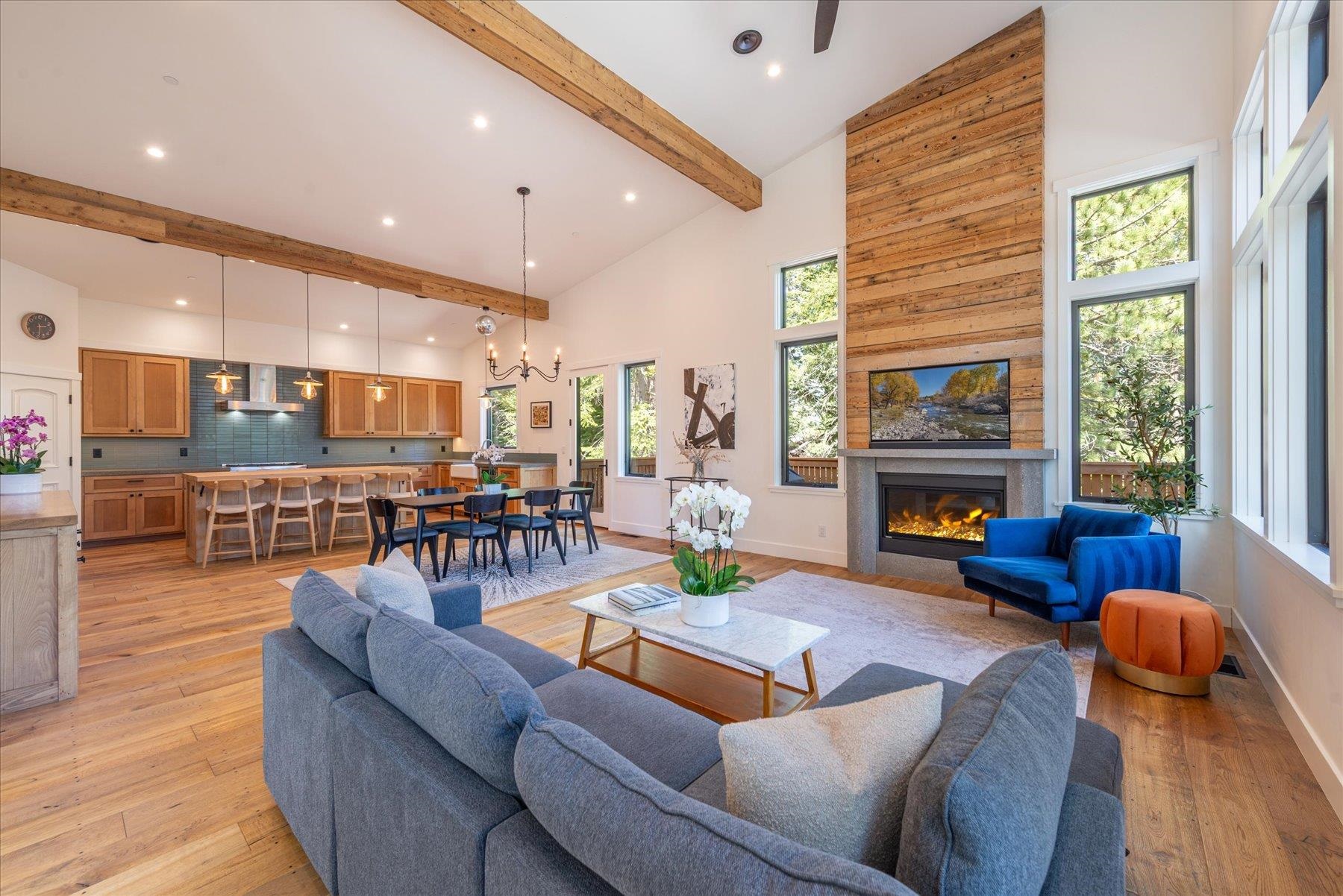 10947 Zermatt Drive, Truckee, CA, 96161