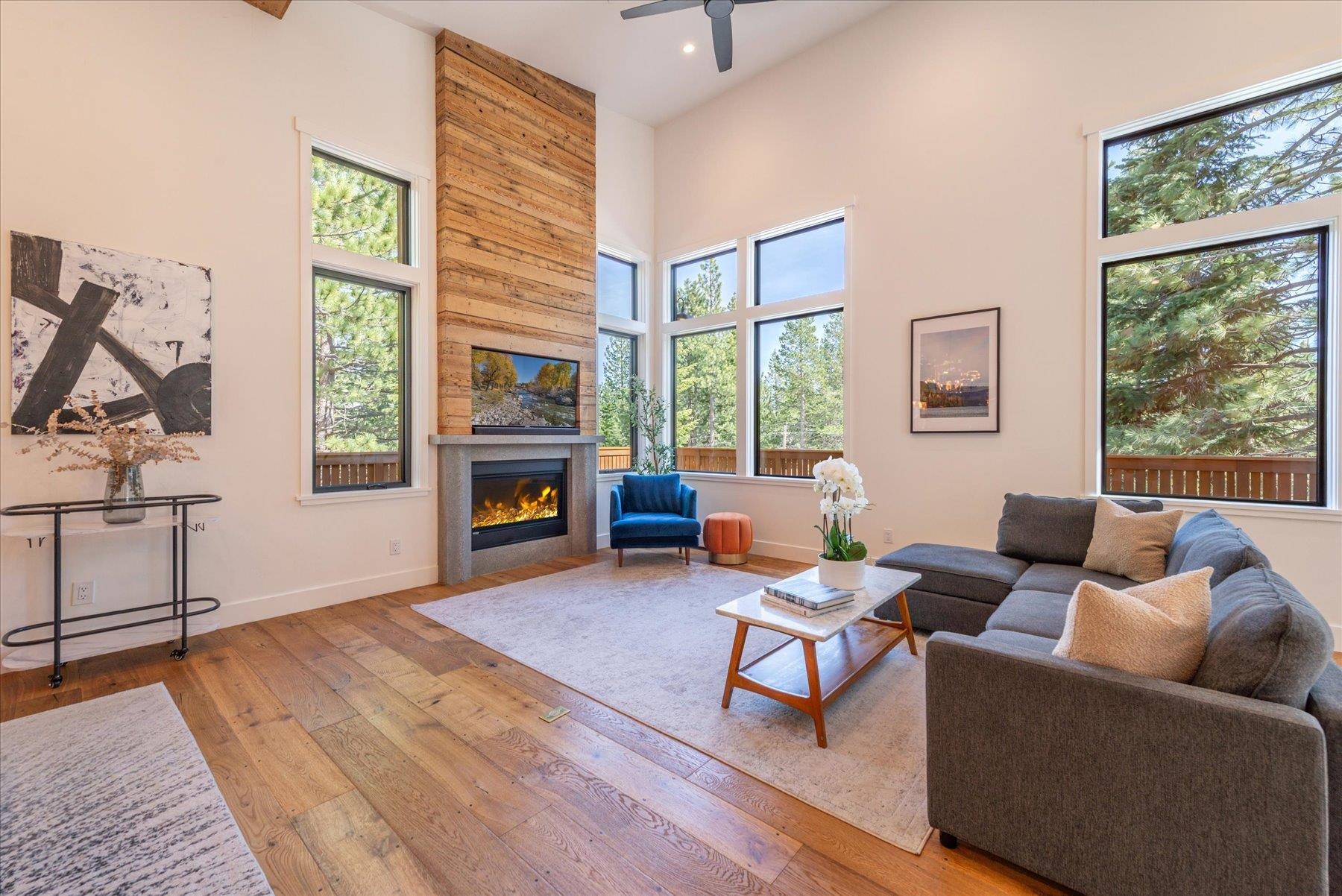 10947 Zermatt Drive, Truckee, CA, 96161