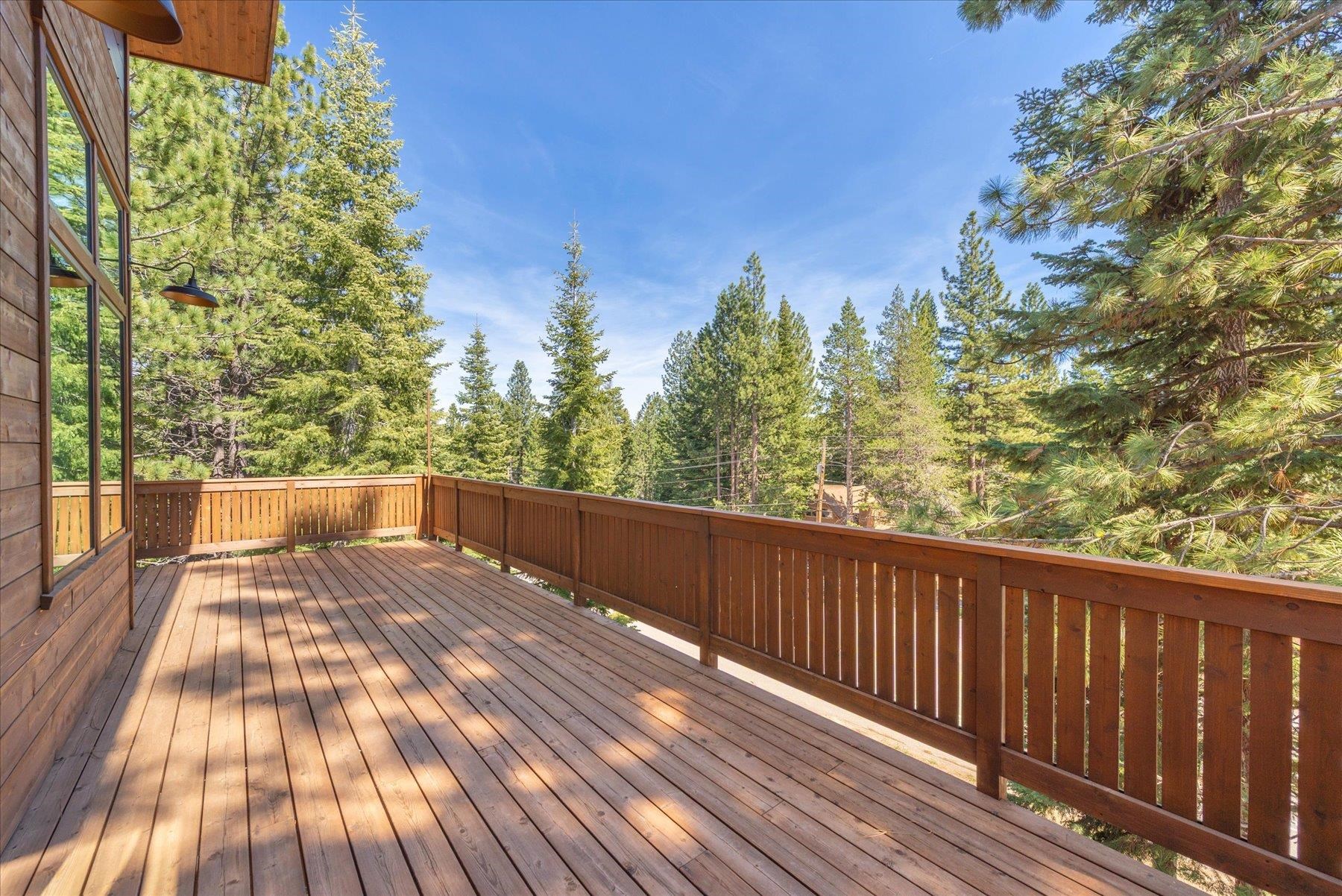 10947 Zermatt Drive, Truckee, CA, 96161