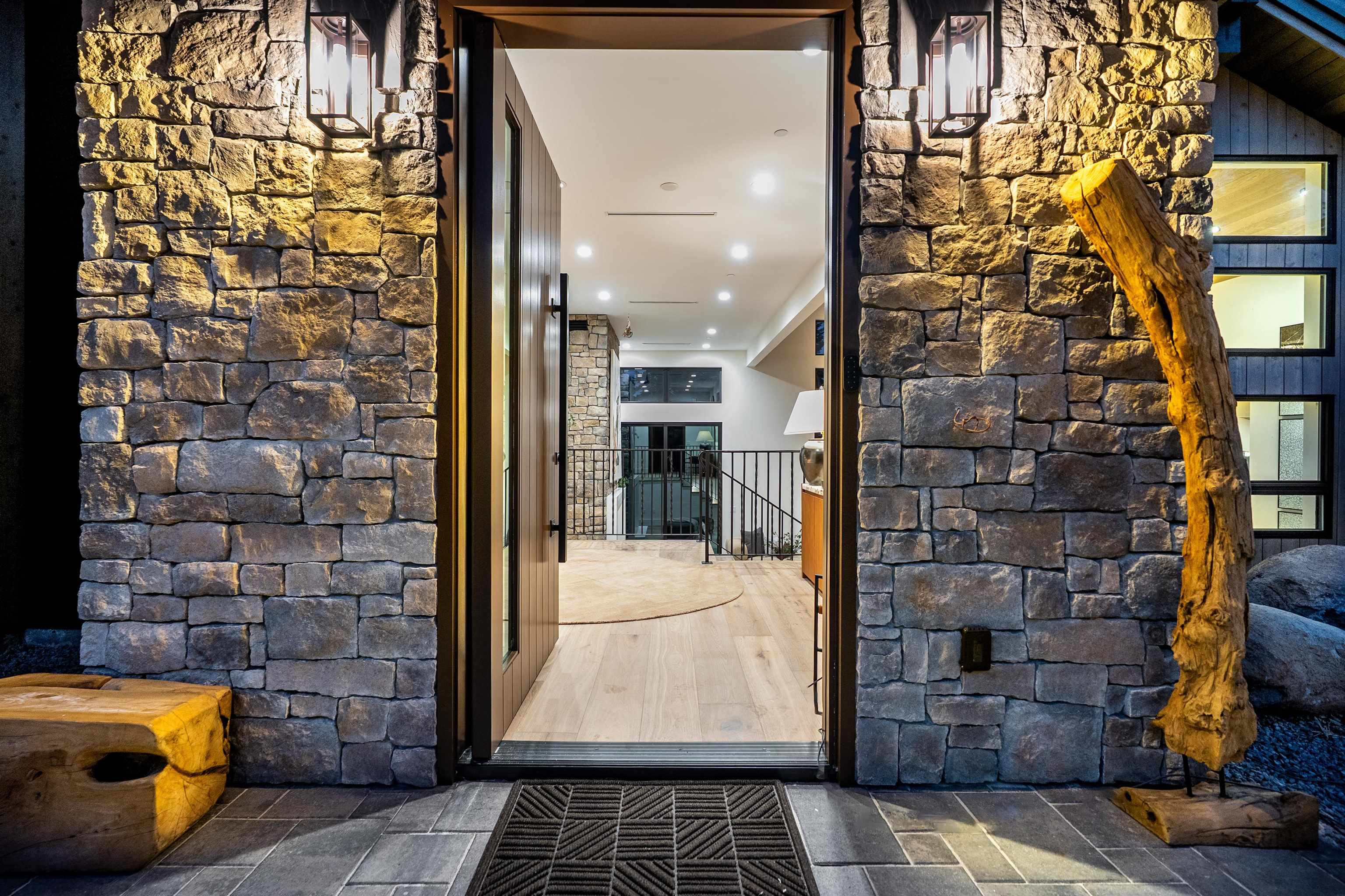 9348 Nine Bark Road, Truckee, CA, 96161