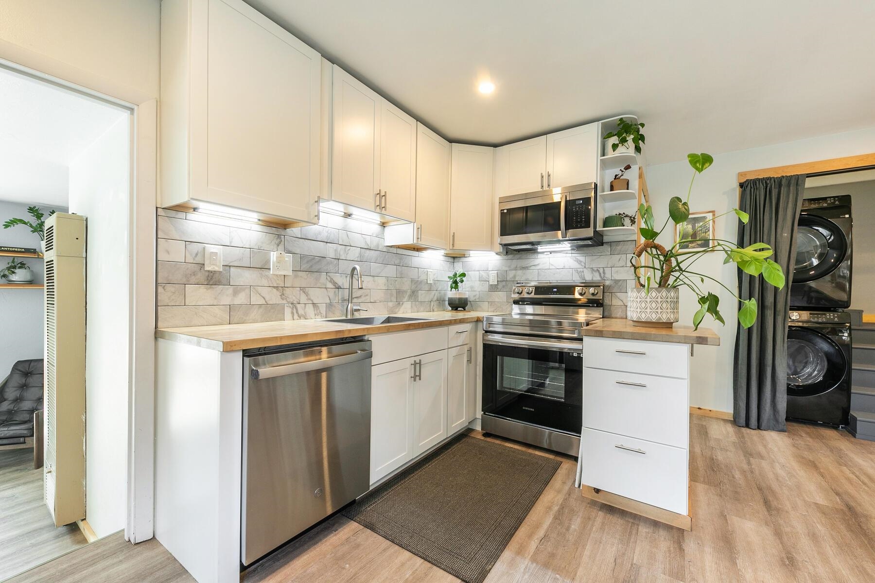 13620 Donner Pass Road, Truckee, CA, 96161