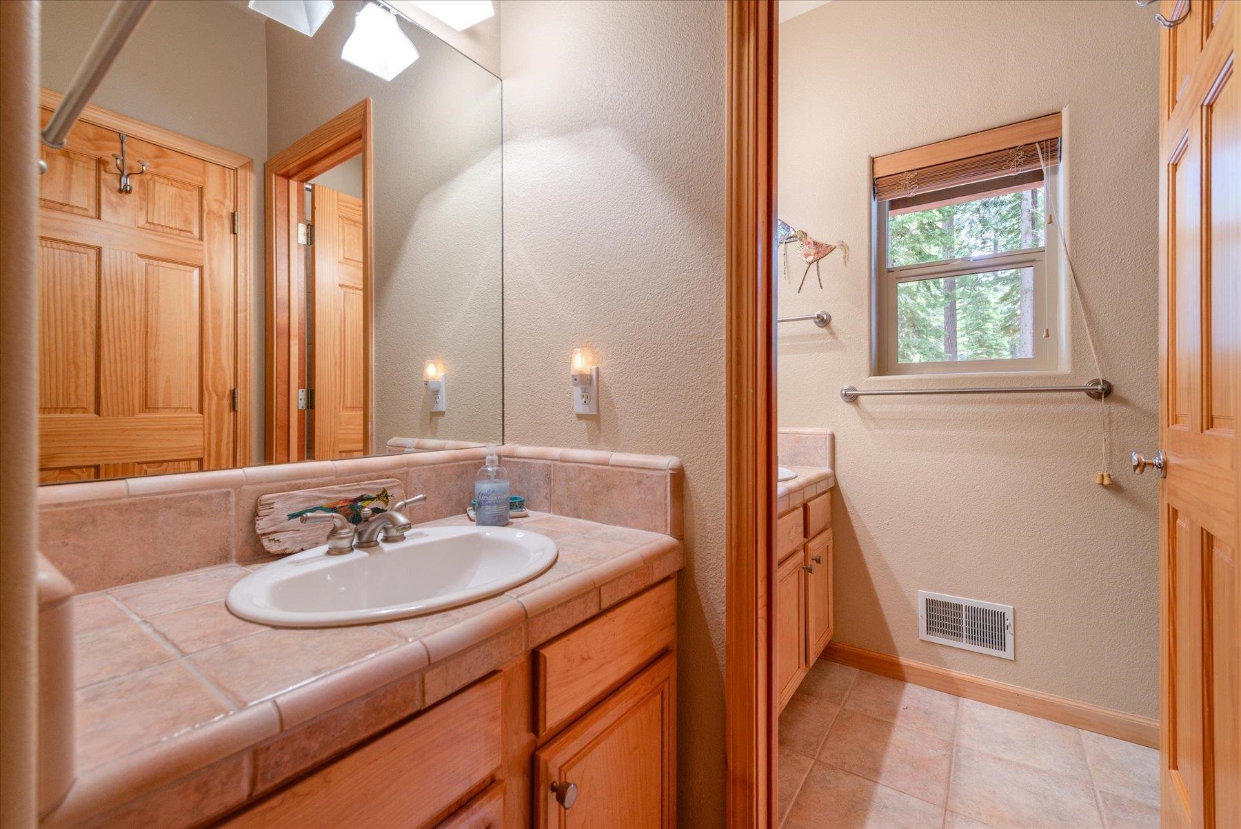 11975 Brookstone Drive, Truckee, CA, 96161