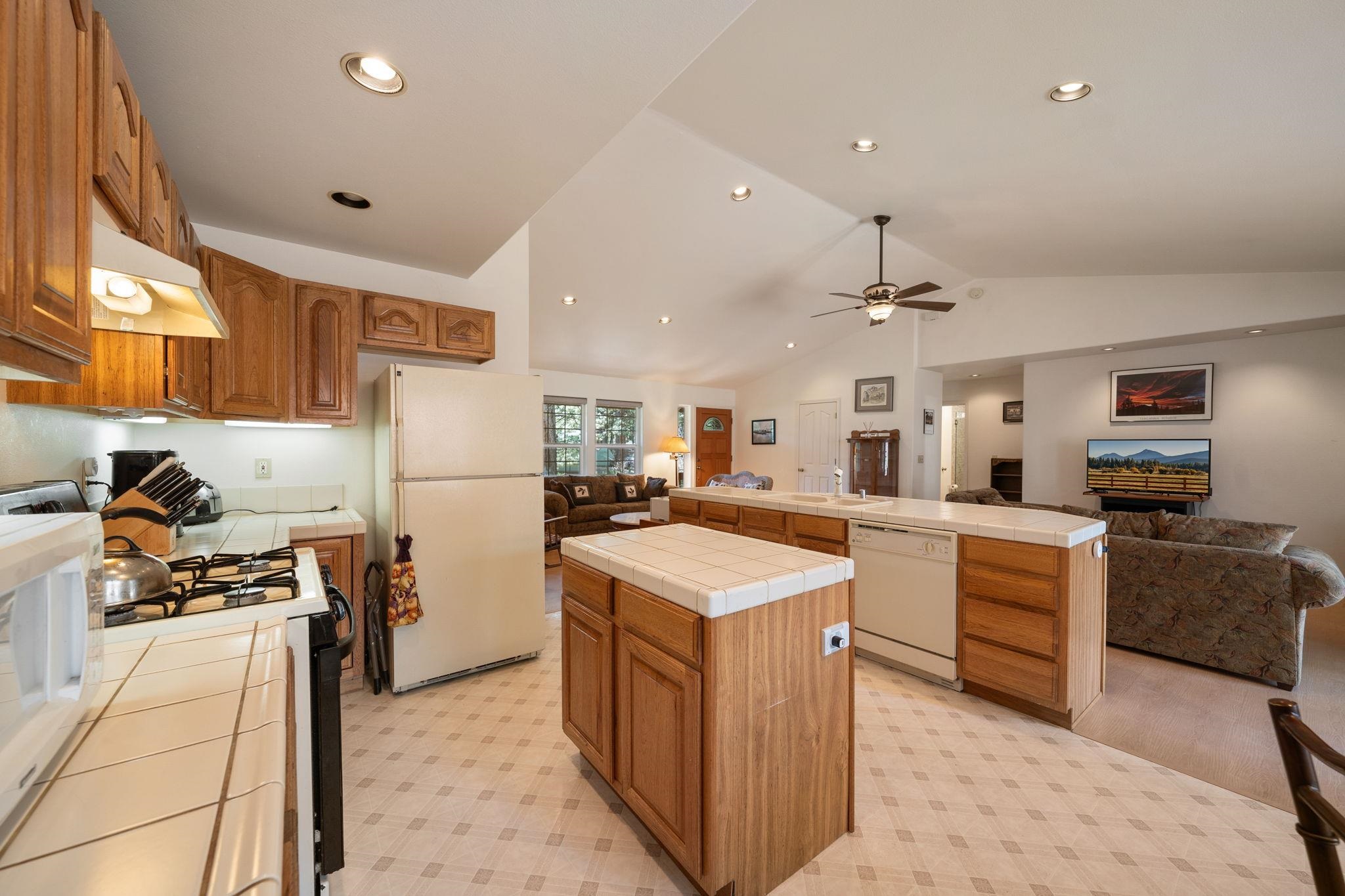 301 Mountain View Drive, Calpine, CA, 96124