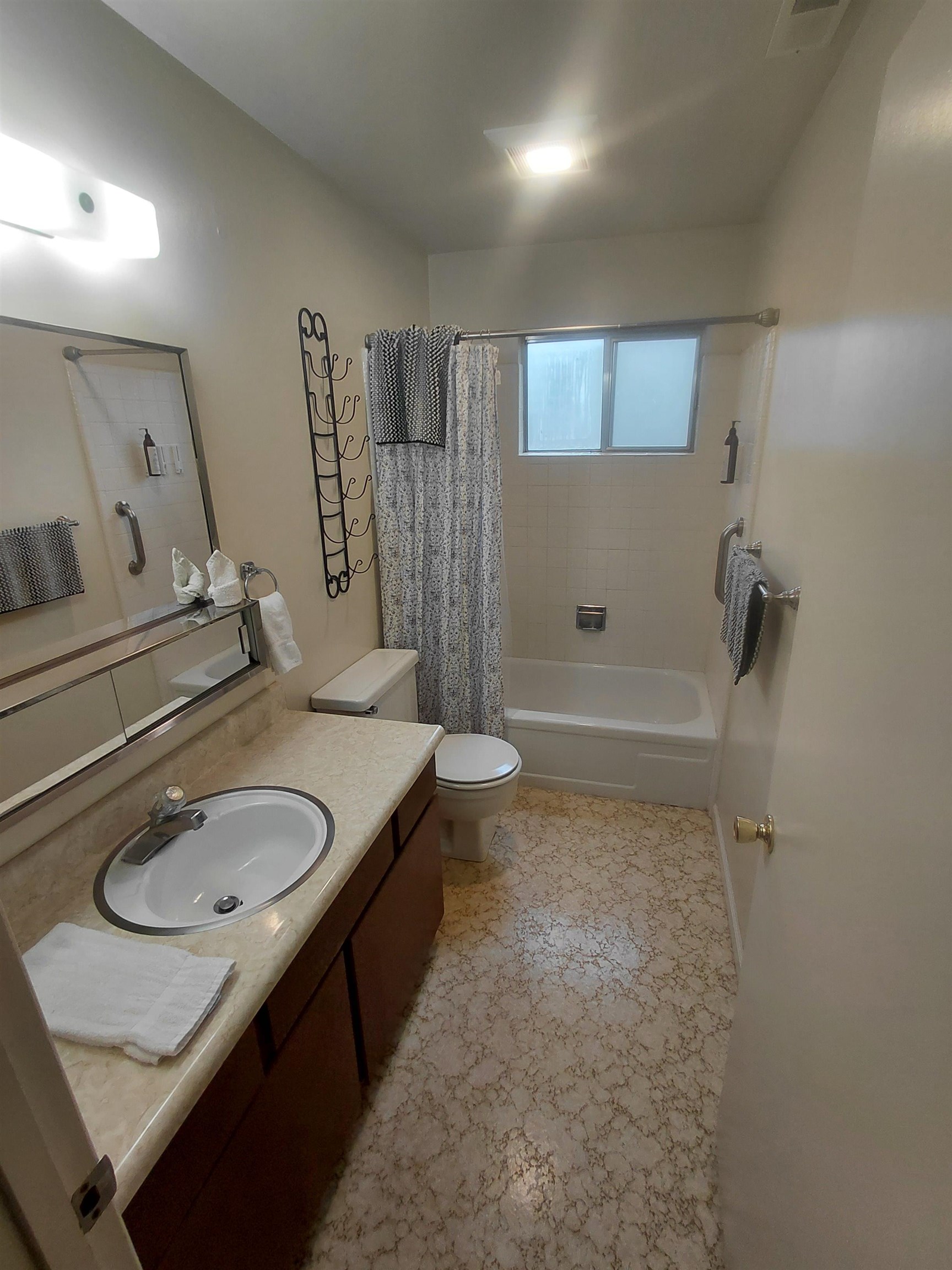1622 Atroari Street, South Lake Tahoe, CA, 96150