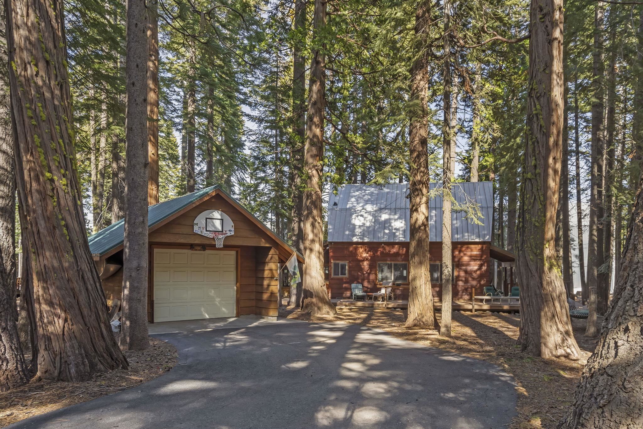 5390 Sacramento Avenue