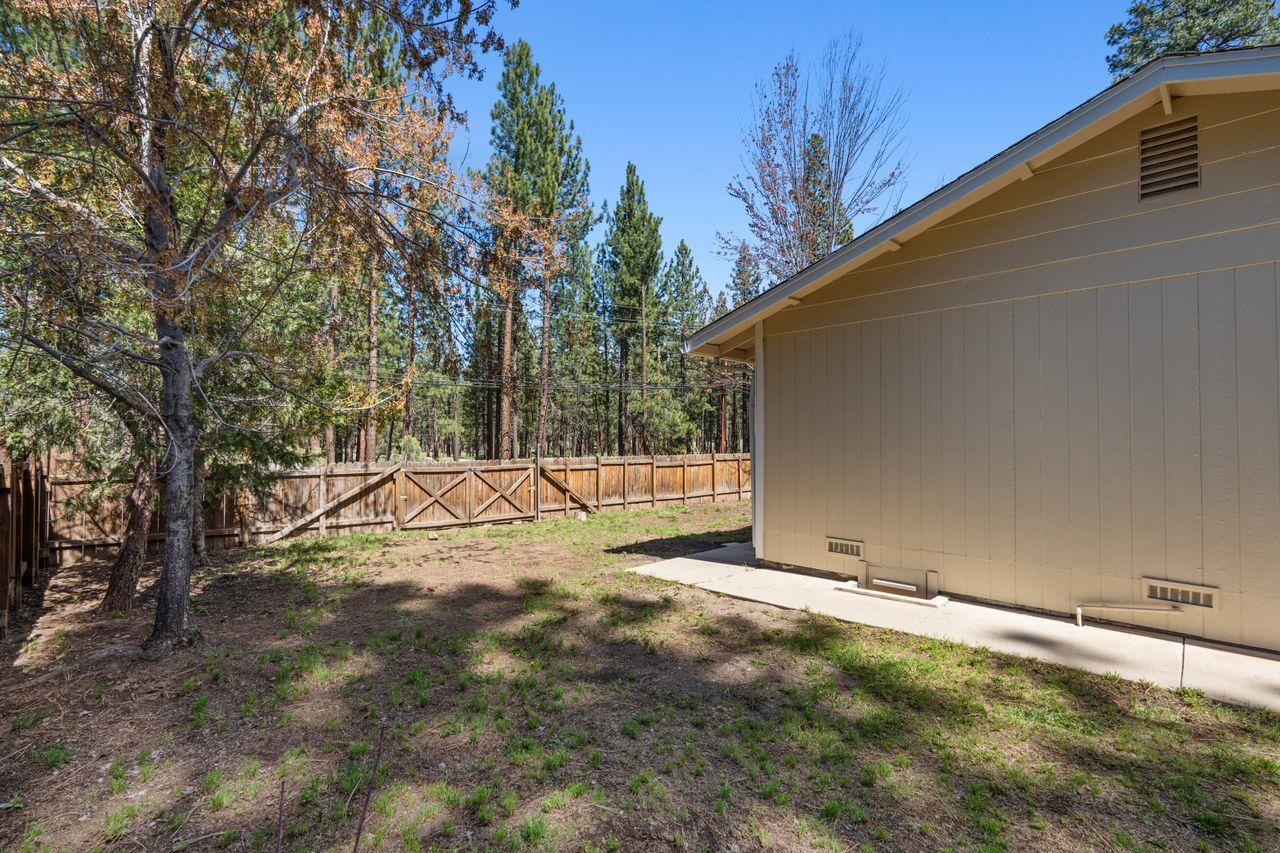 833 Plumas Avenue, Portola, CA, 96122