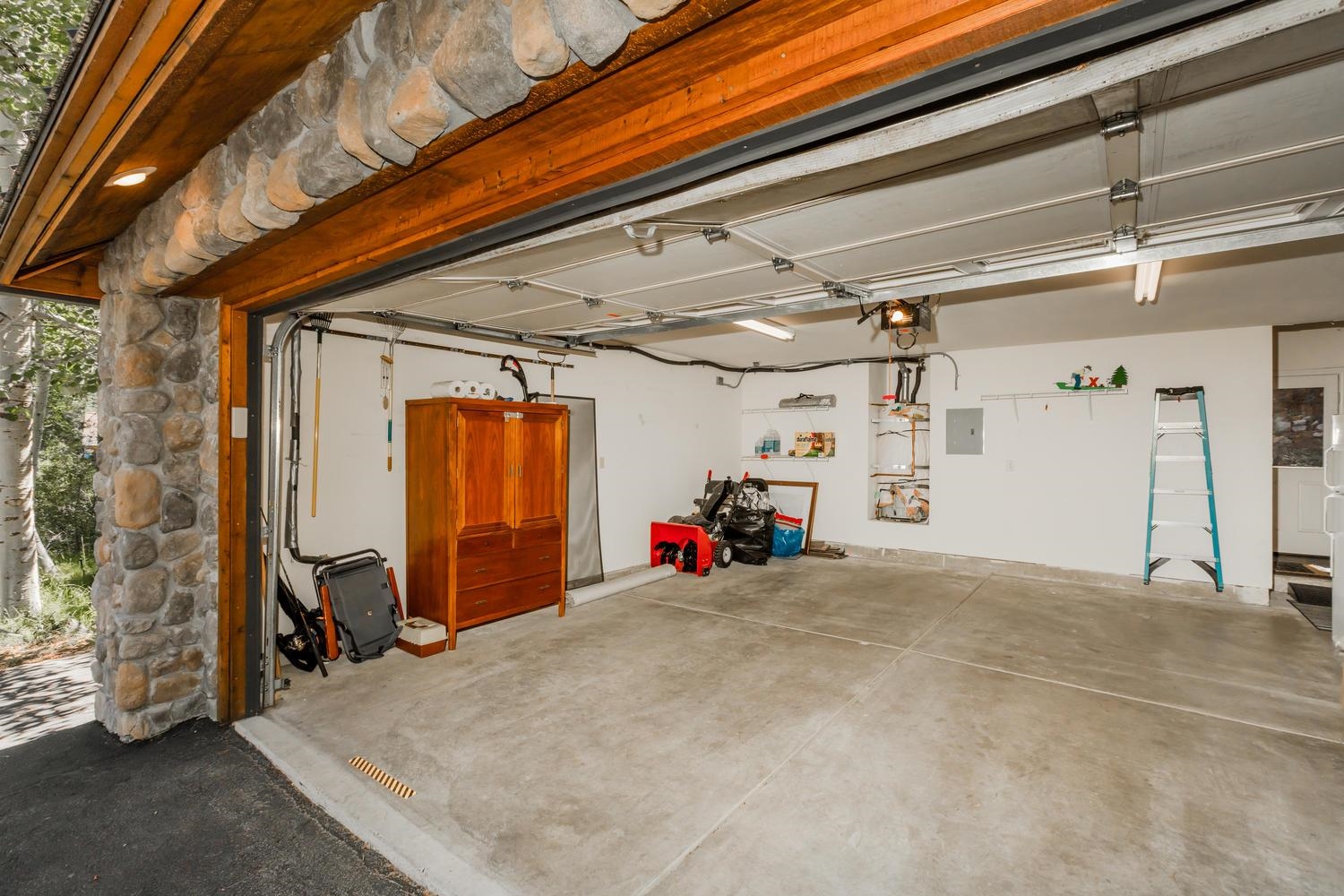 12535 Saint Bernard Drive, Truckee, CA, 96161