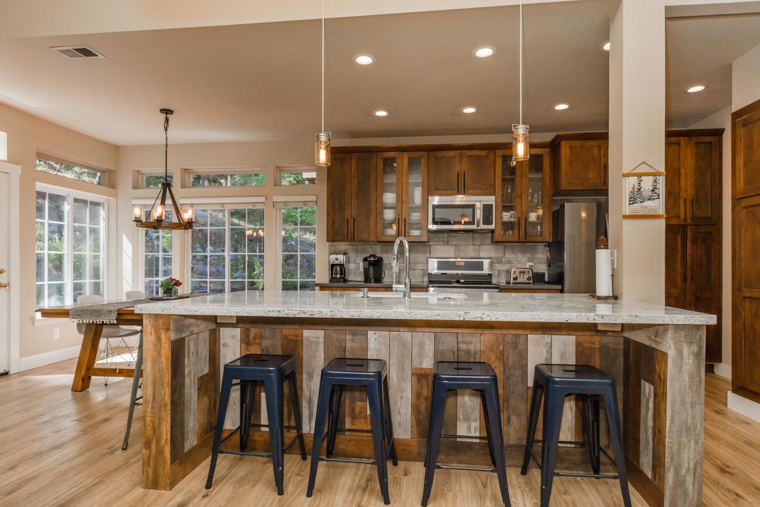 12535 Saint Bernard Drive, Truckee, CA, 96161