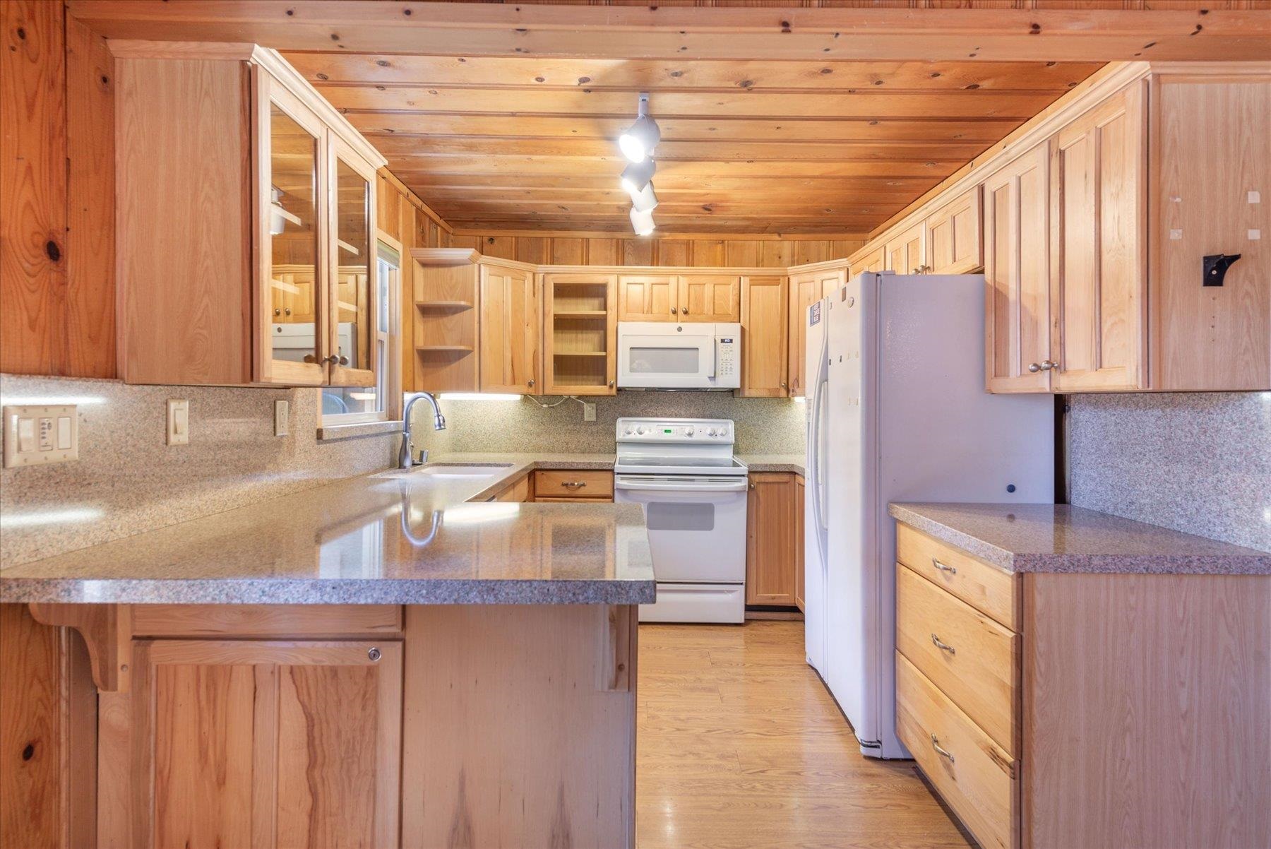 590 Tunnington Drive, Carnelian Bay, CA, 96140-1932