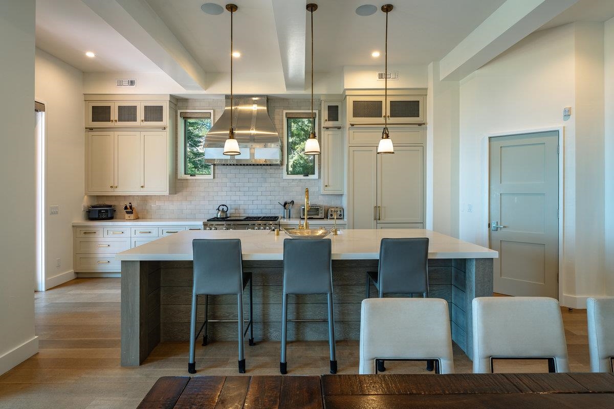 9902 Lake Street, Kings Beach, CA, 96143