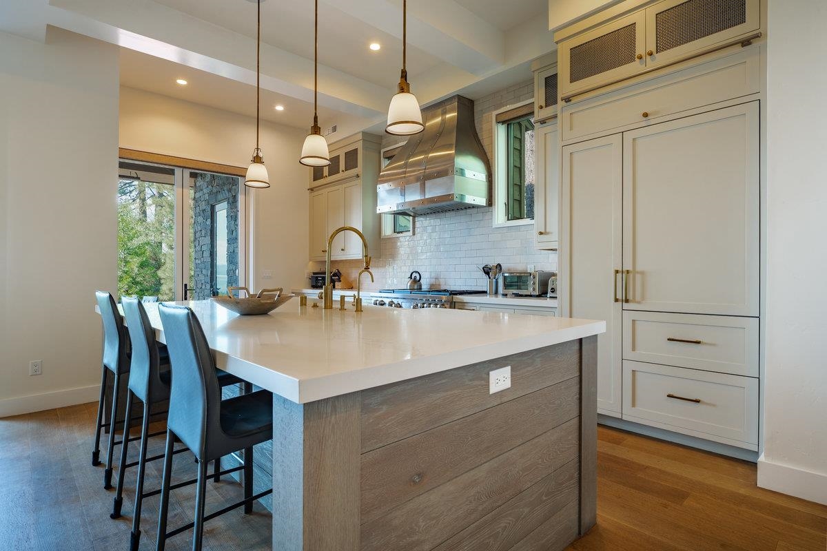 9902 Lake Street, Kings Beach, CA, 96143