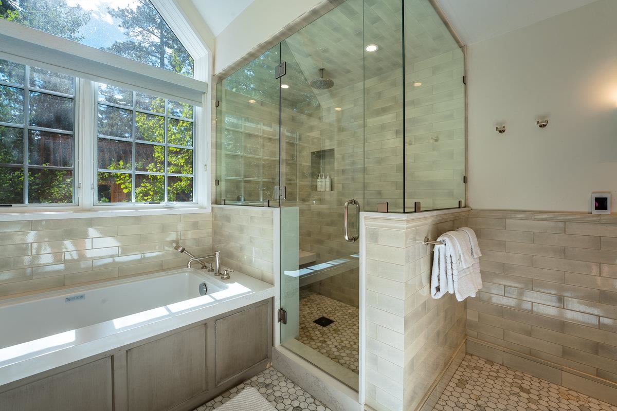 9902 Lake Street, Kings Beach, CA, 96143