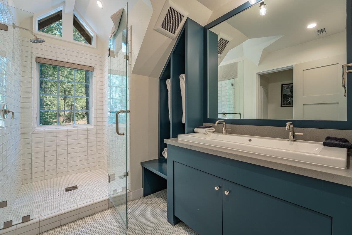 9902 Lake Street, Kings Beach, CA, 96143