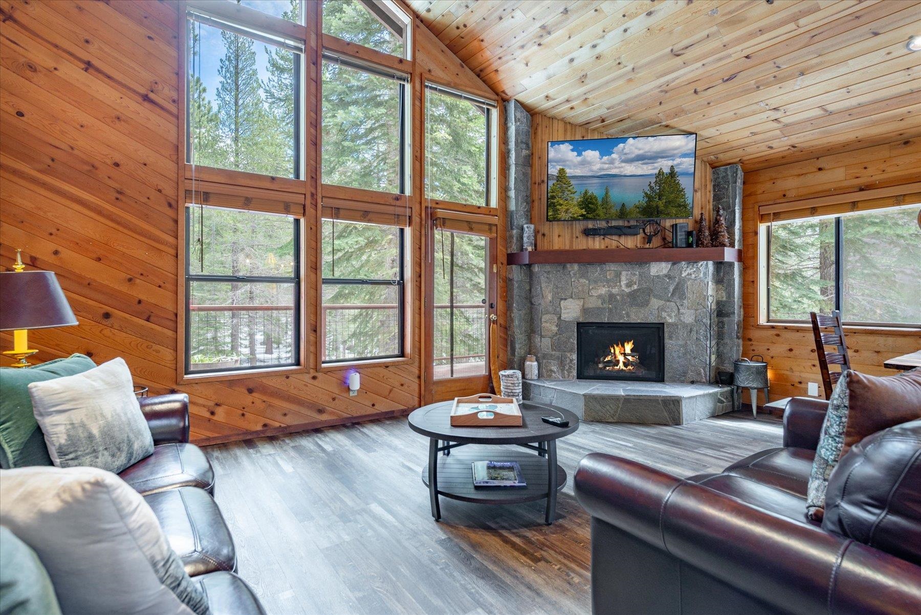 11819 Brookstone Drive, Truckee, CA, 96161