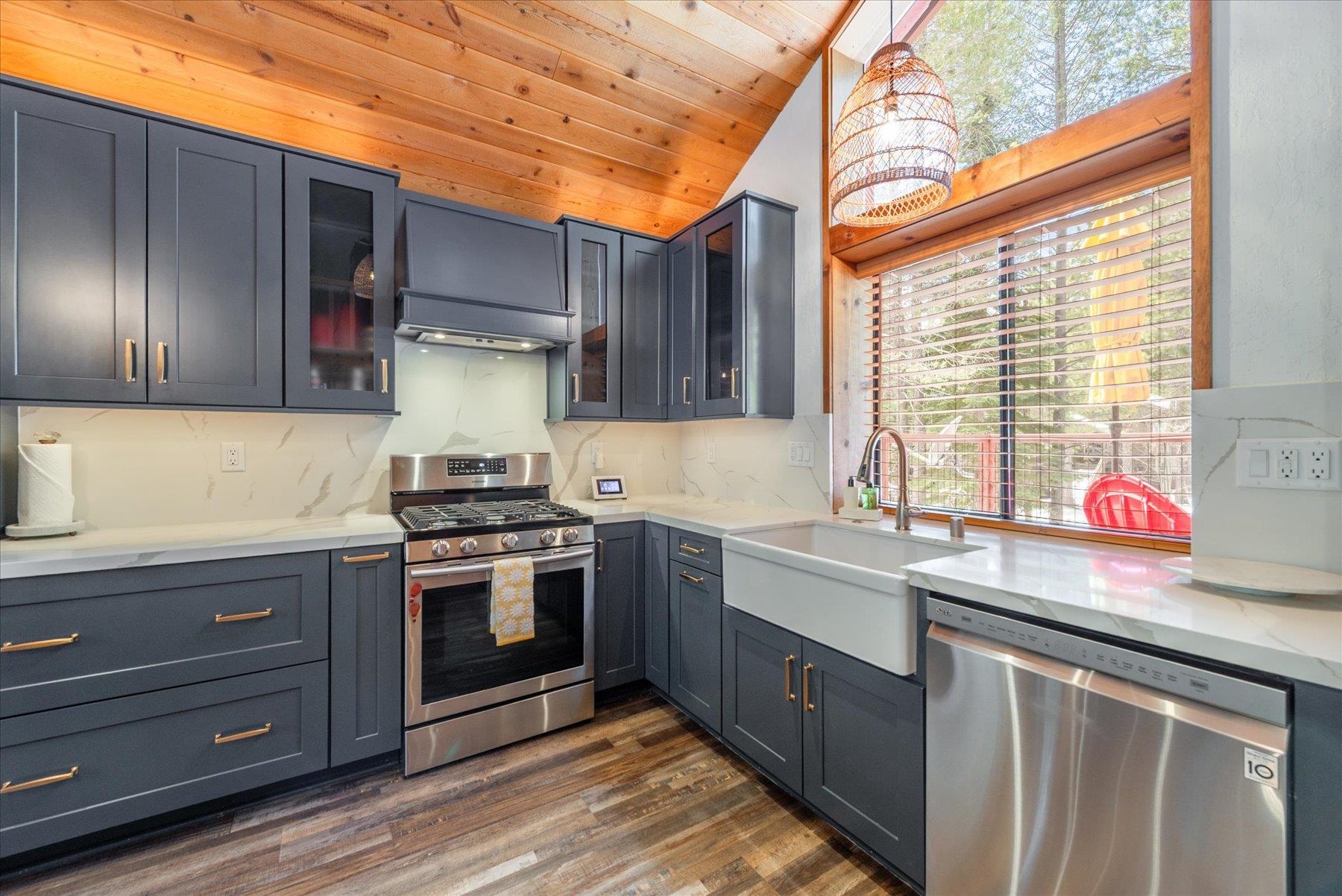 11819 Brookstone Drive, Truckee, CA, 96161