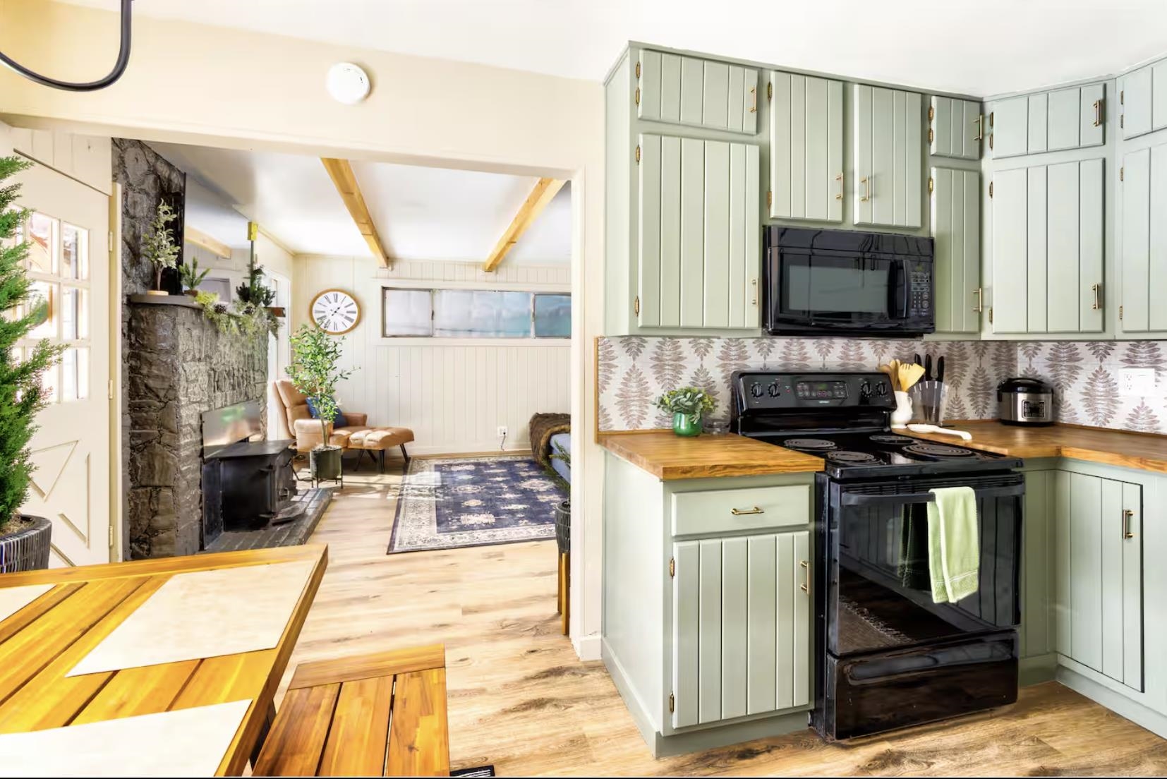 North Shore/ West Shore