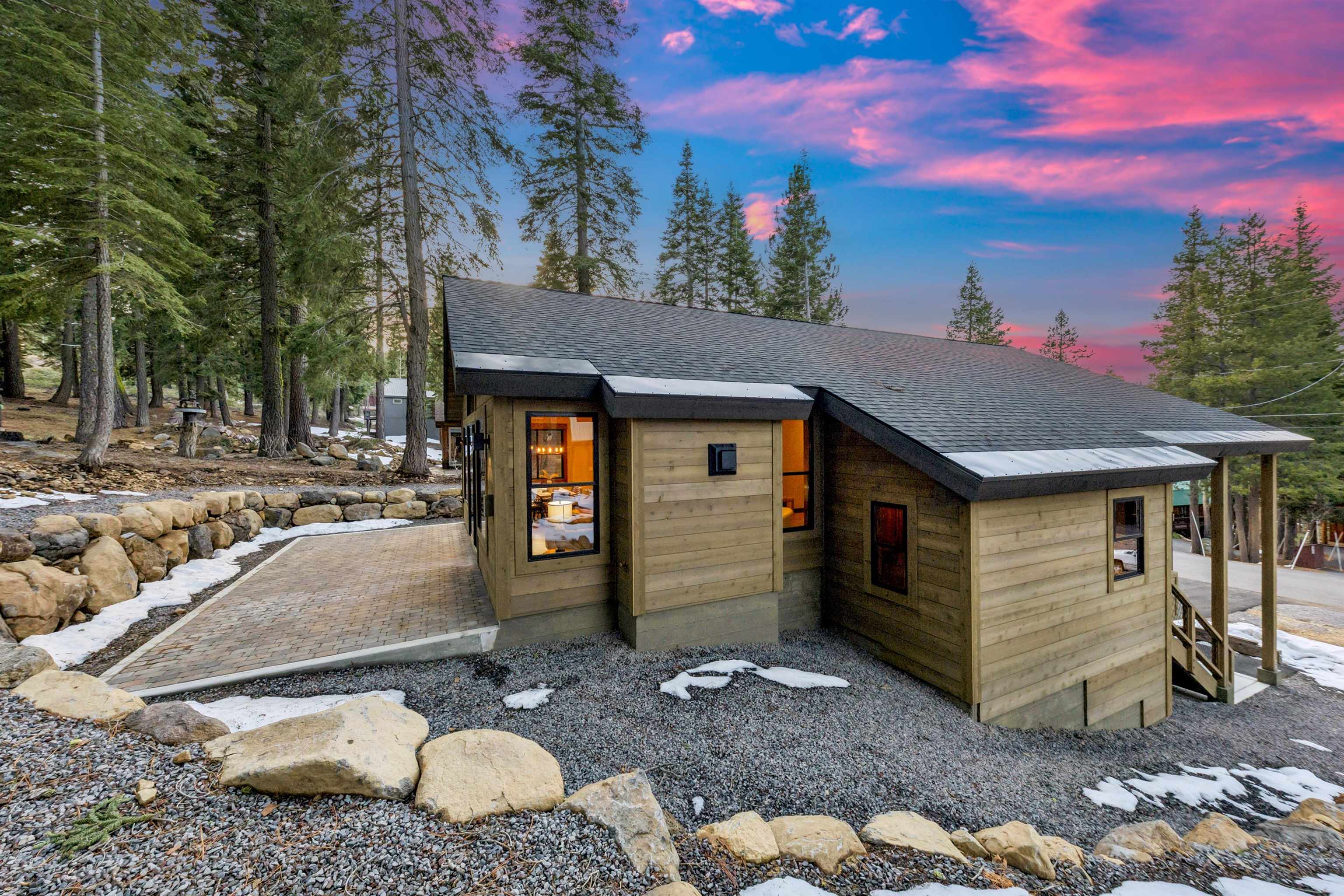 14765 Copenhagen Drive, Truckee, CA, 96161-6656