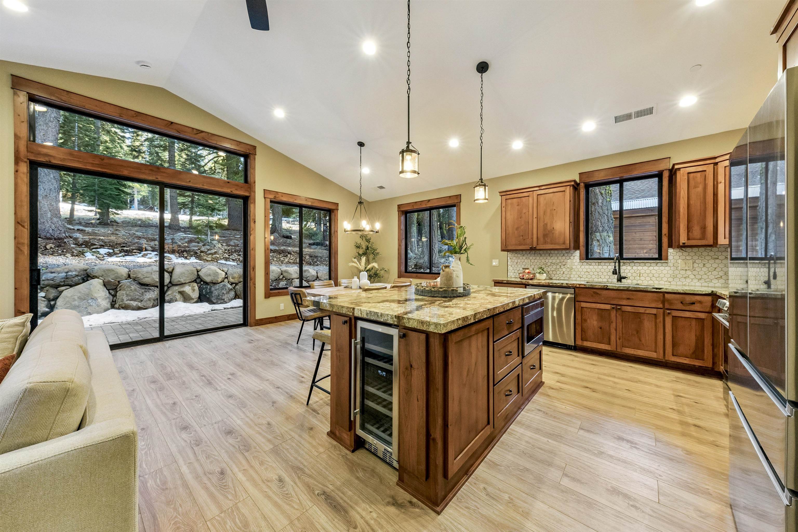 14765 Copenhagen Drive, Truckee, CA, 96161-6656