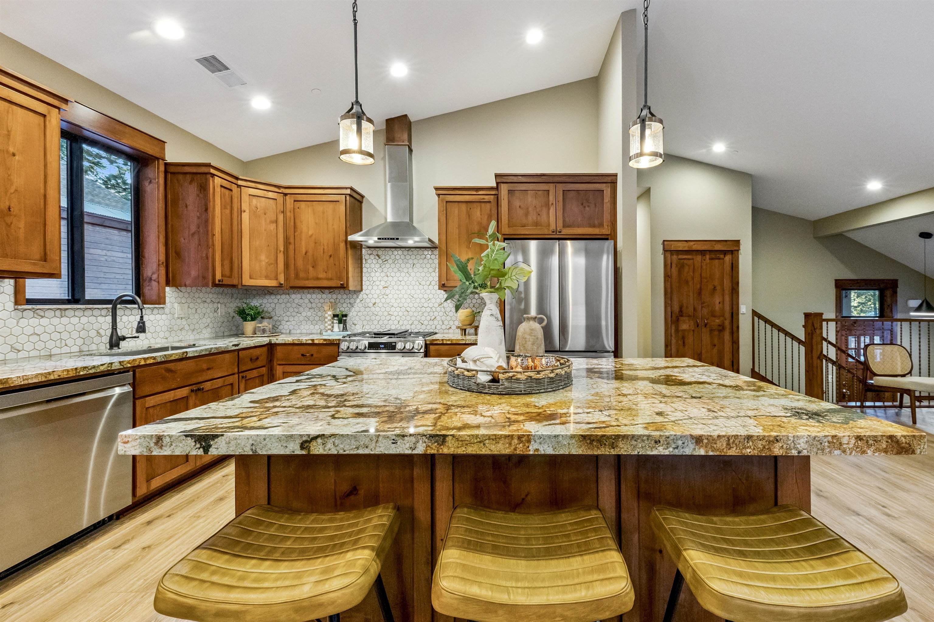 14765 Copenhagen Drive, Truckee, CA, 96161-6656