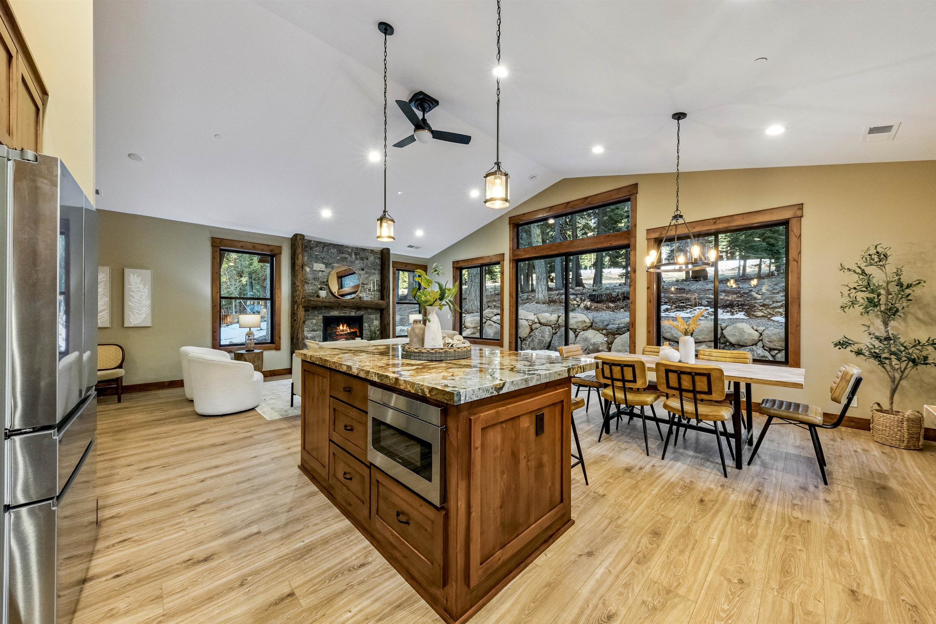 14765 Copenhagen Drive, Truckee, CA, 96161-6656