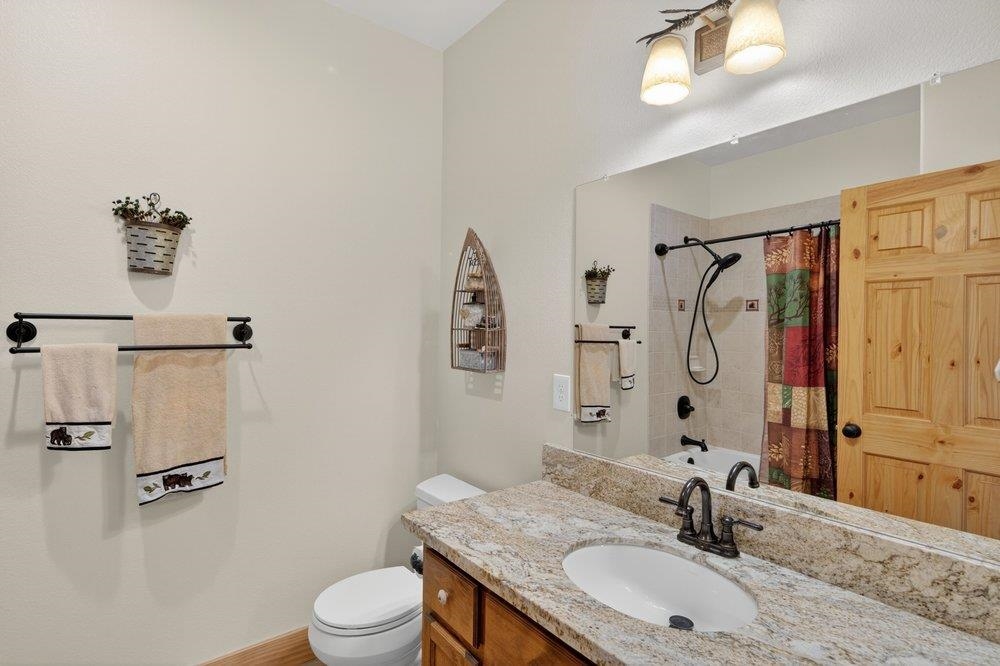 14625 Denton Avenue, Truckee, CA, 96161