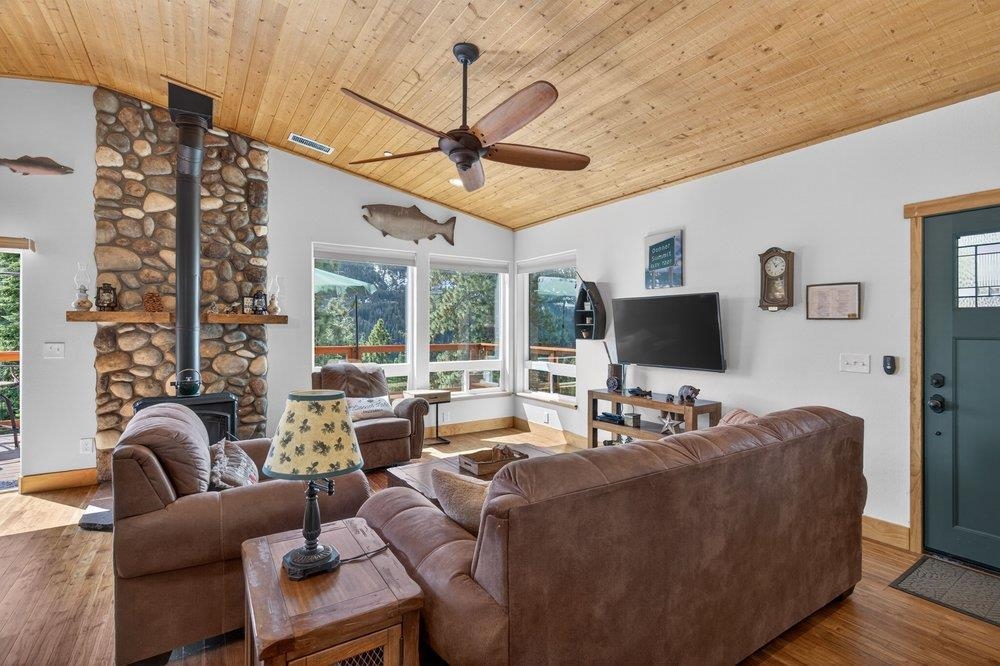 14625 Denton Avenue, Truckee, CA, 96161