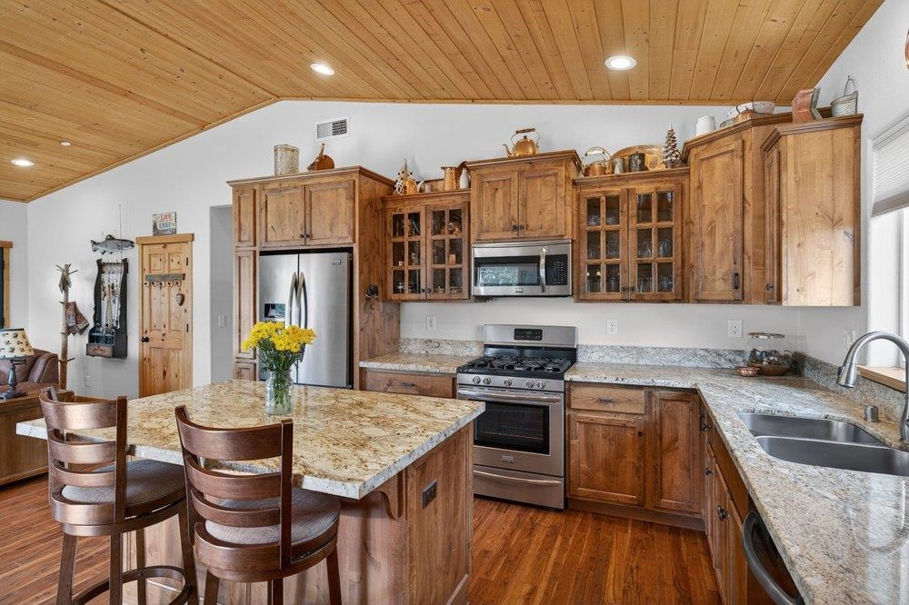 14625 Denton Avenue, Truckee, CA, 96161
