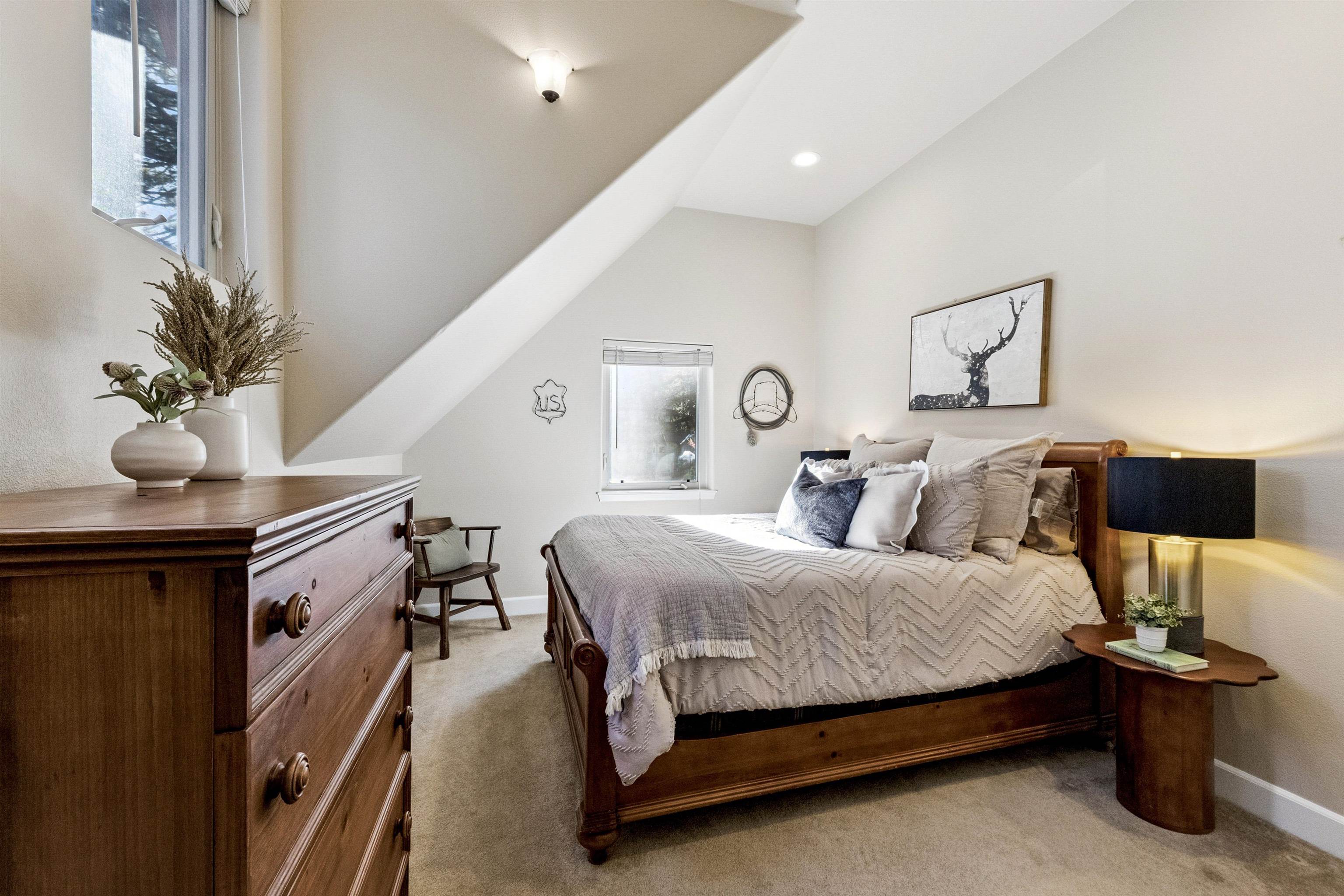 375 Islet Avenue, Kings Beach, CA, 96143-0000