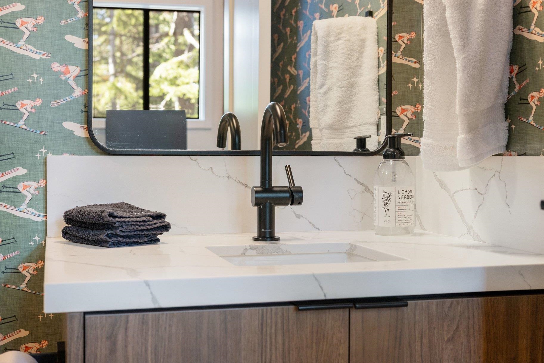 14065 Ramshorn Street, Truckee, CA, 96161