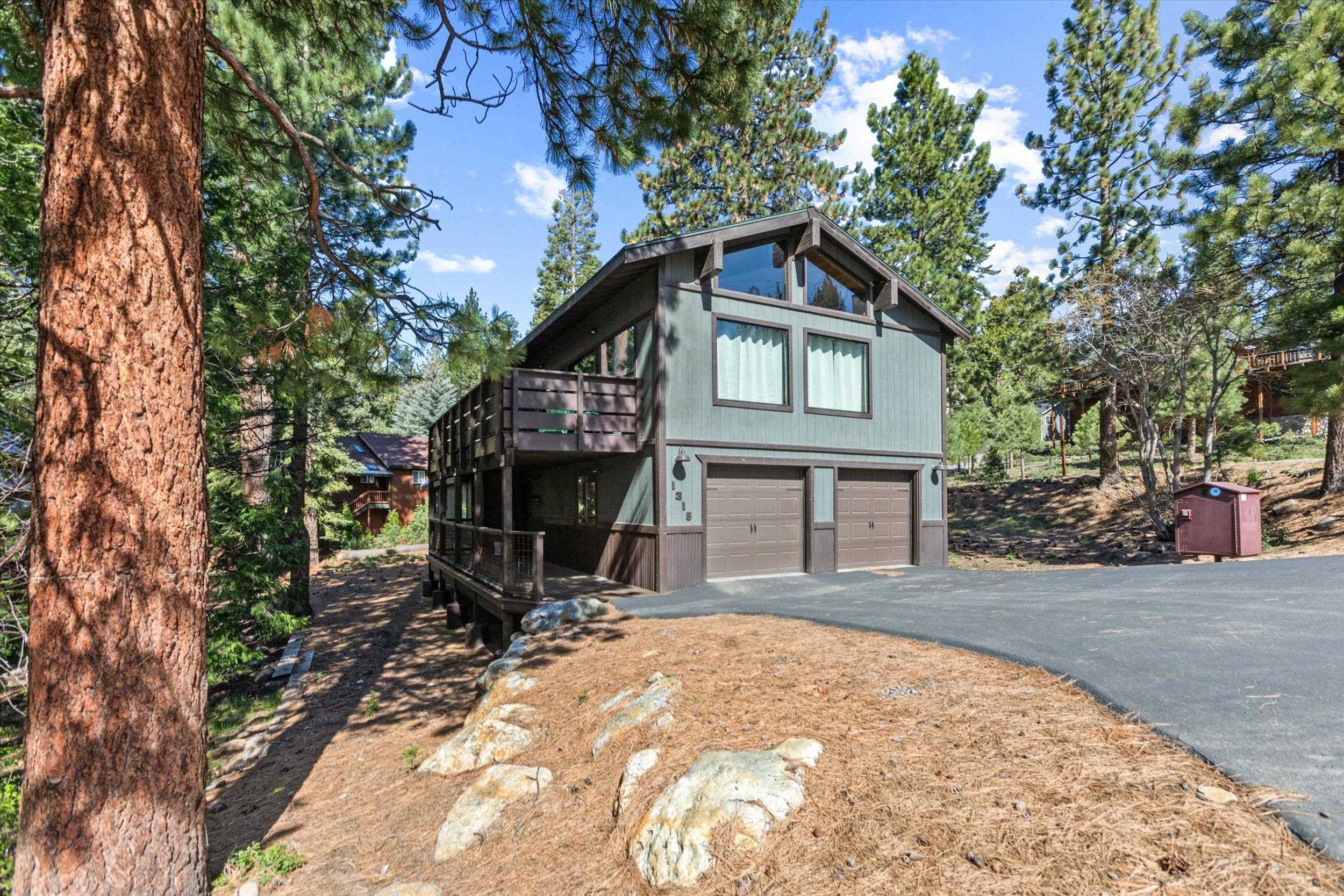 1315 Commonwealth Drive
