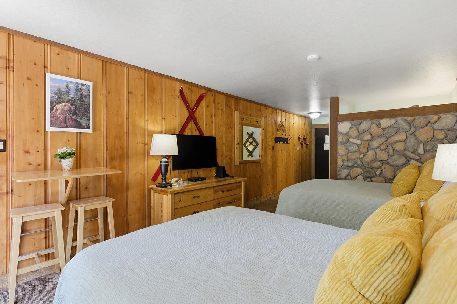 2000 North Village Drive #222