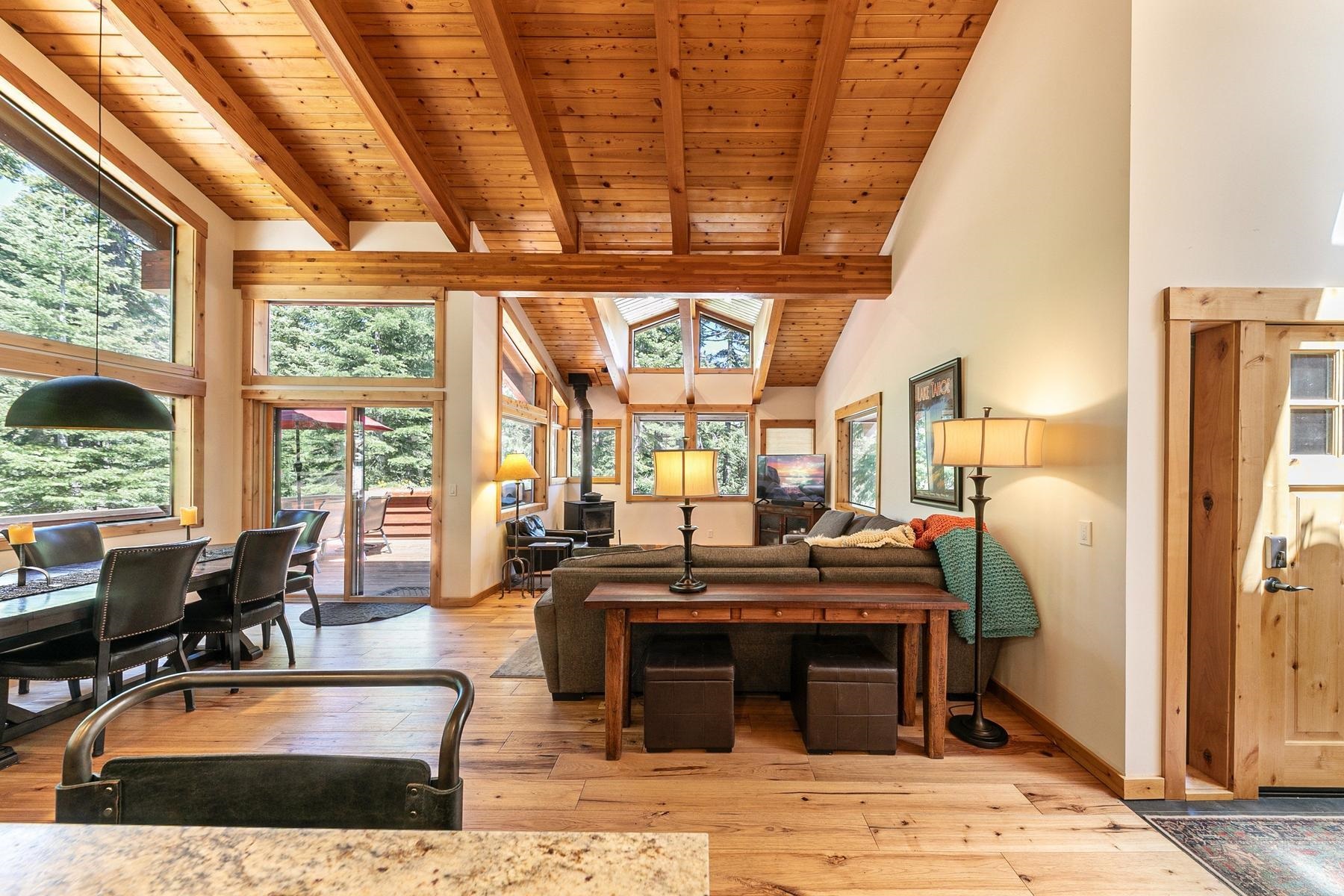 1402 Oxen Run Road