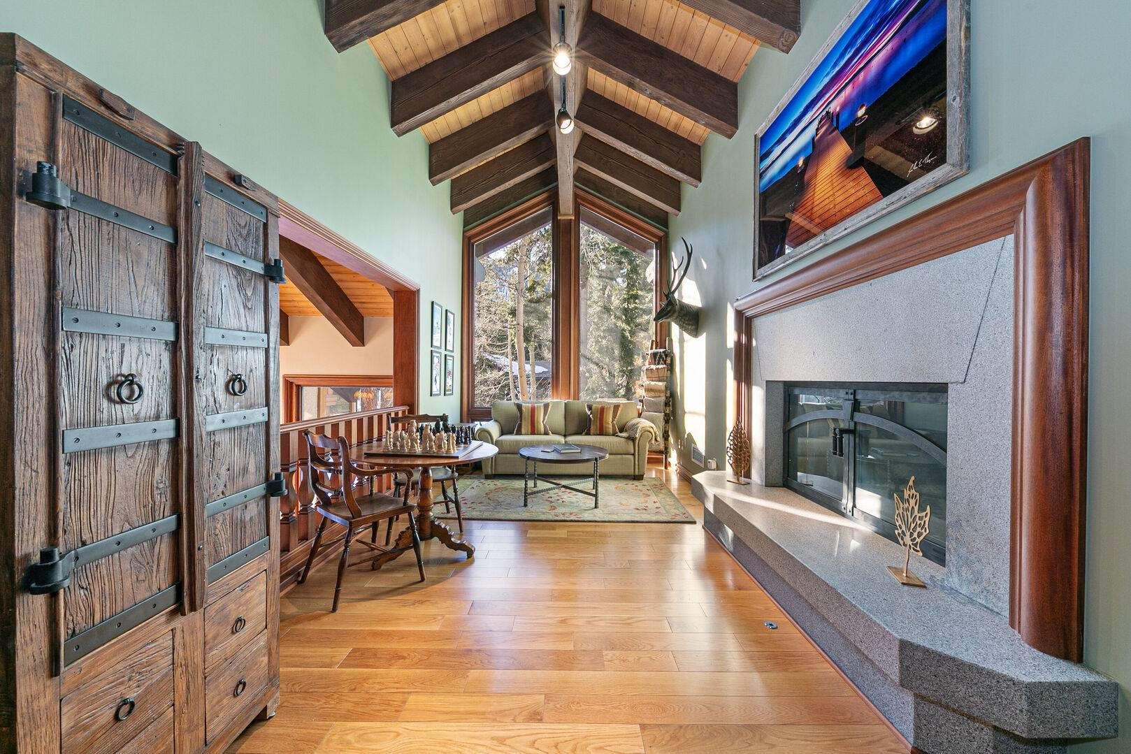4000 West Lake Boulevard #5