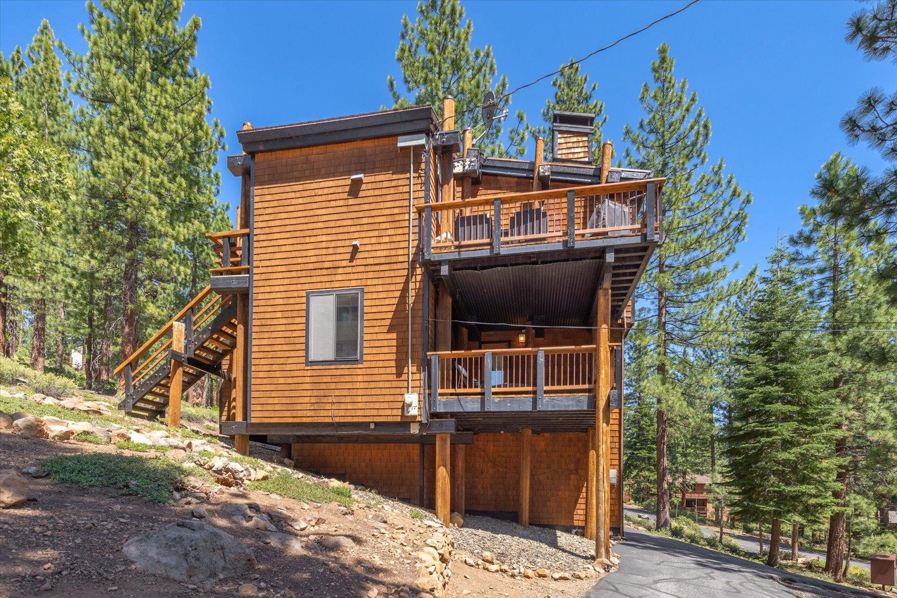 1420 Commonwealth Drive