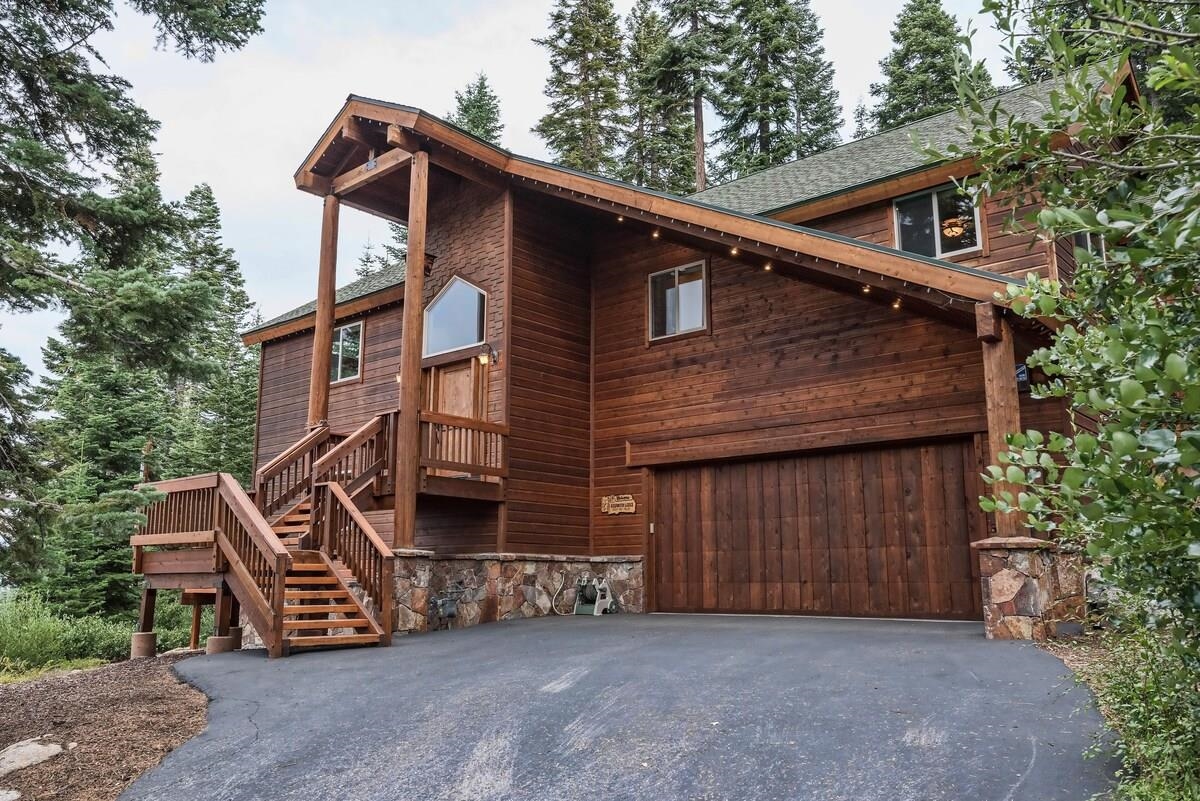 11410 Skislope Way