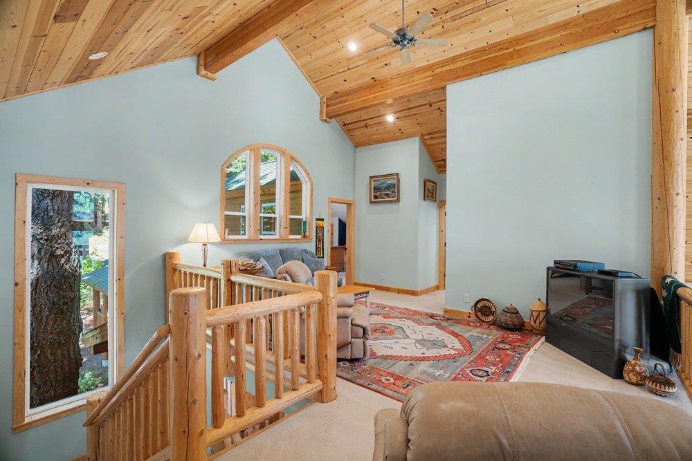 4530 Ridgewood Drive