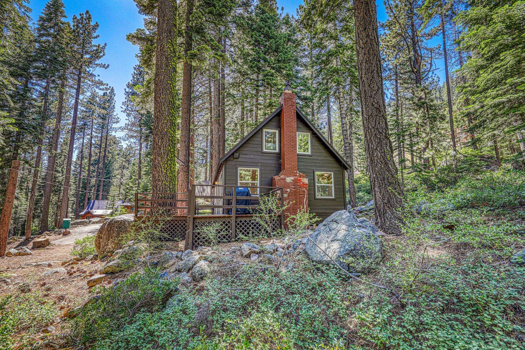 14141 Tanager Lane