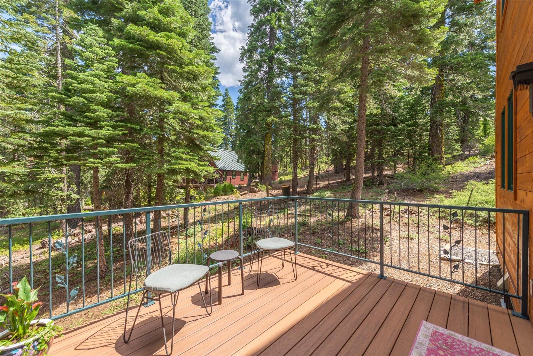 850 Sunny Drive