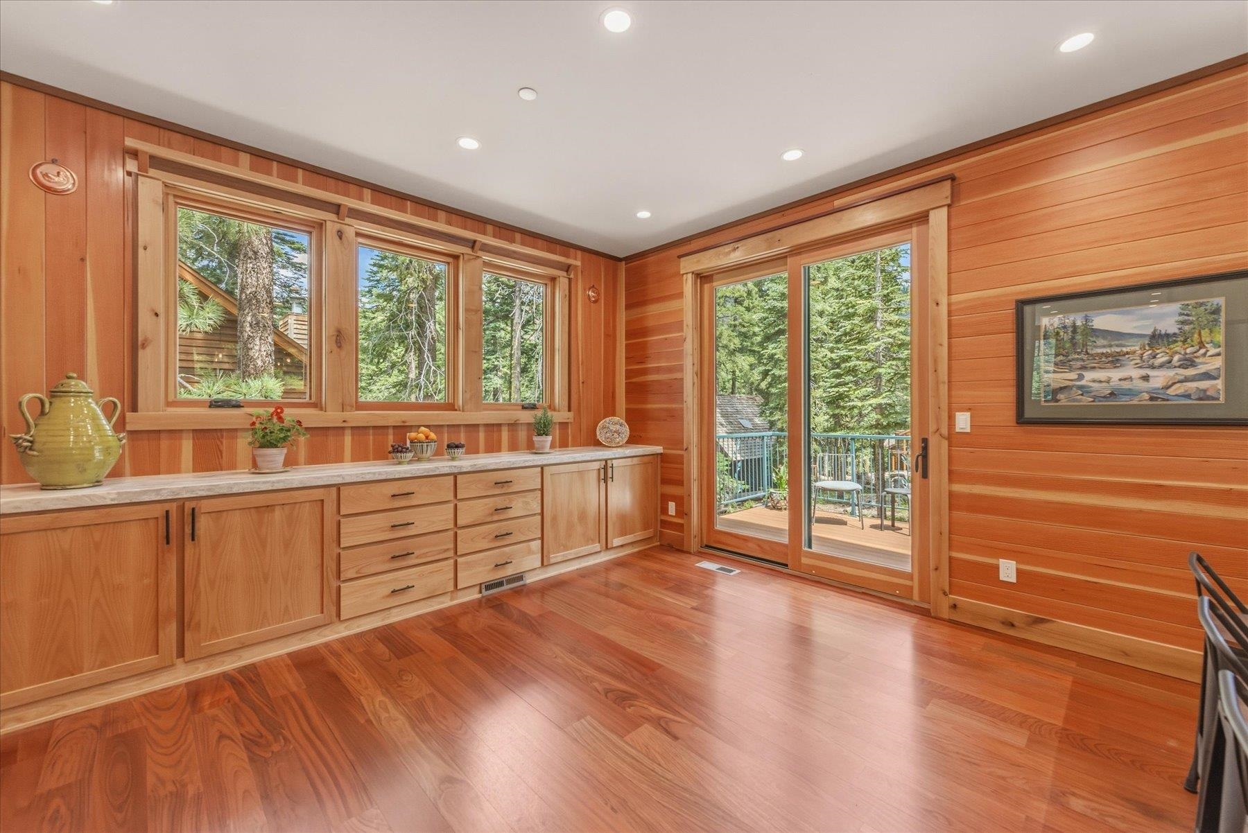 850 Sunny Drive