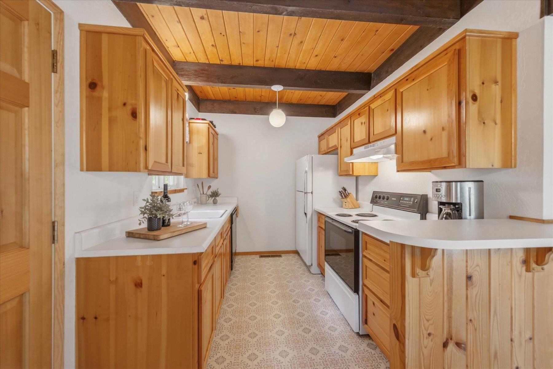 7294 Timberwolf Drive