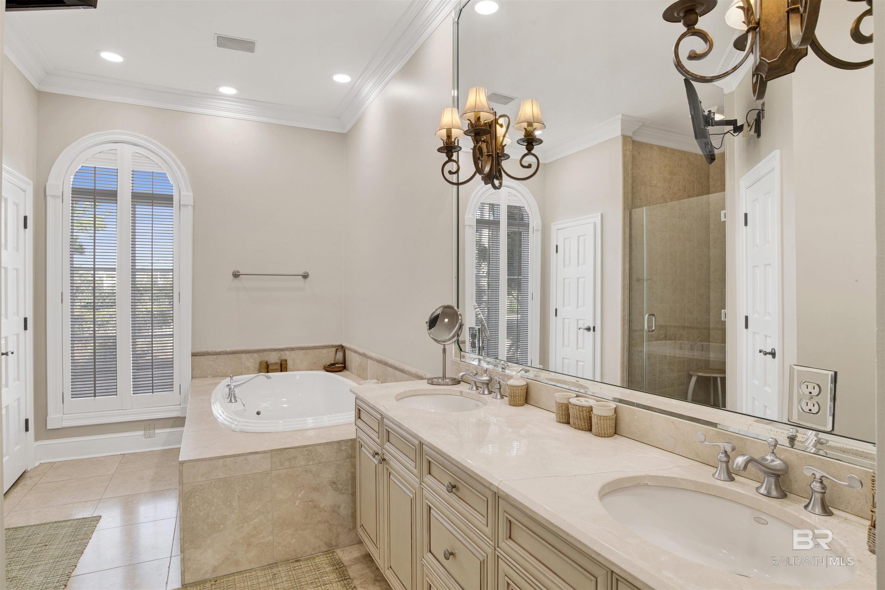 Orange Beach, AL, 36561