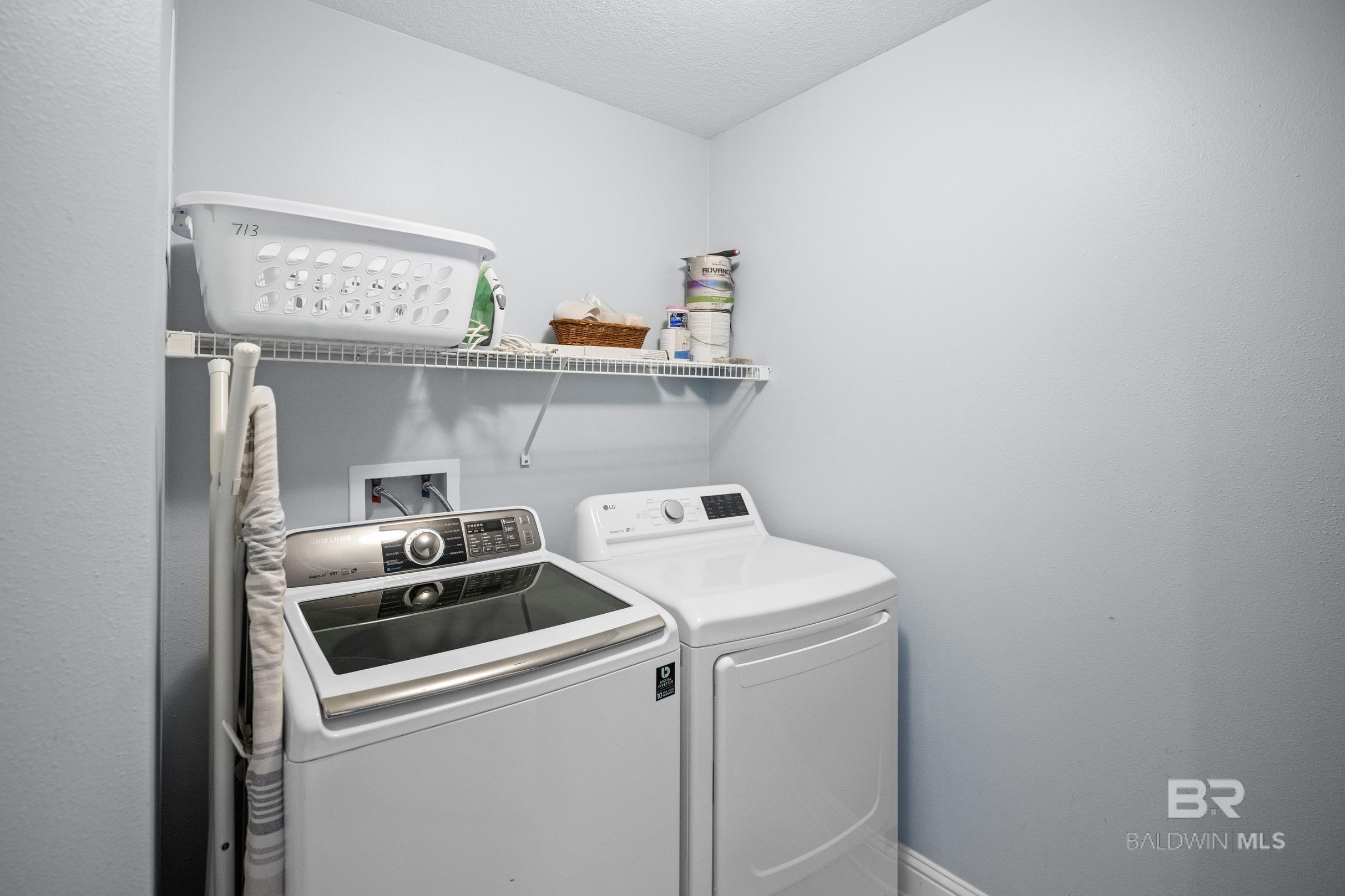 375350 | Photo 28