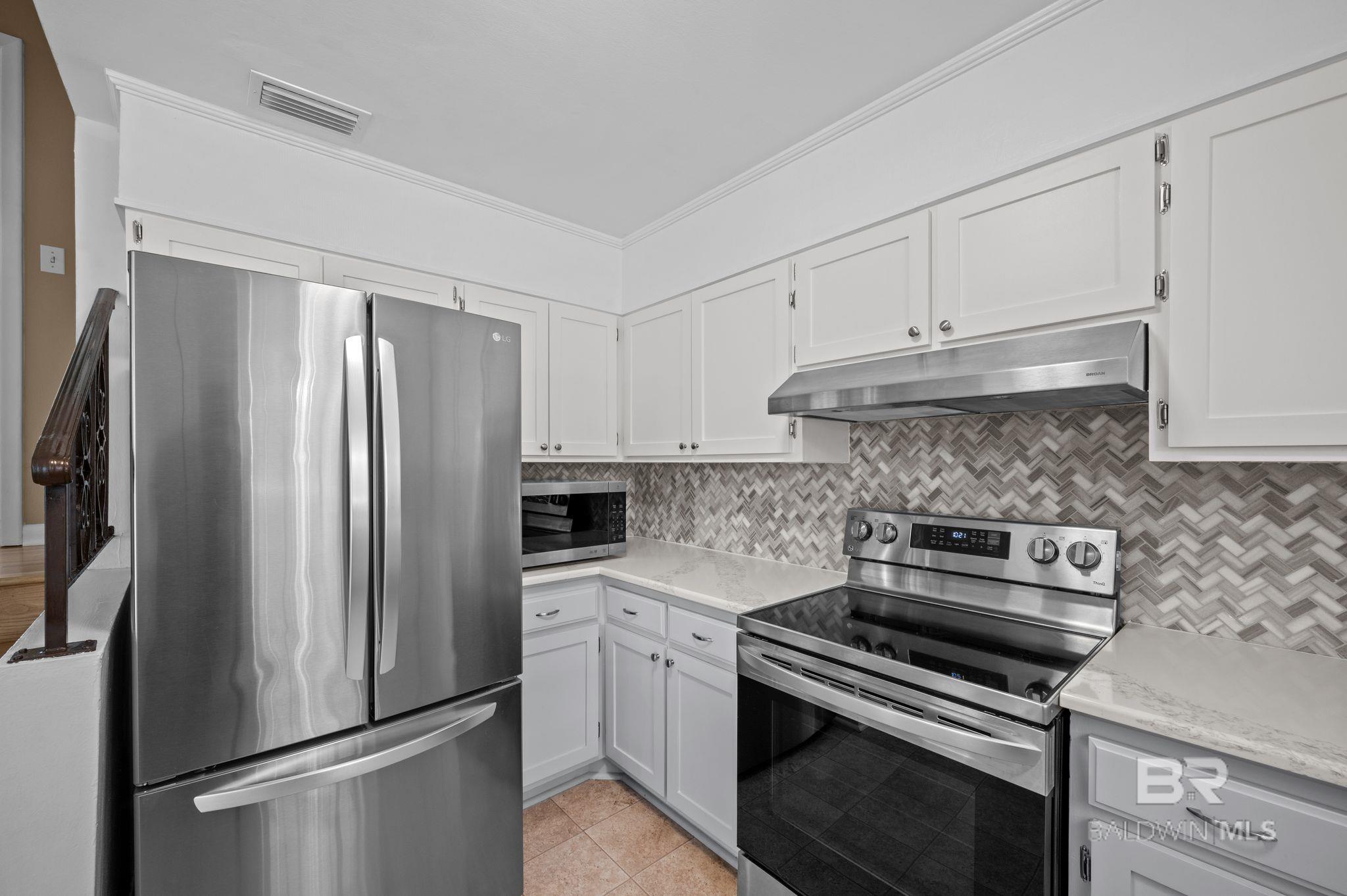 Spanish Fort, AL, 36527