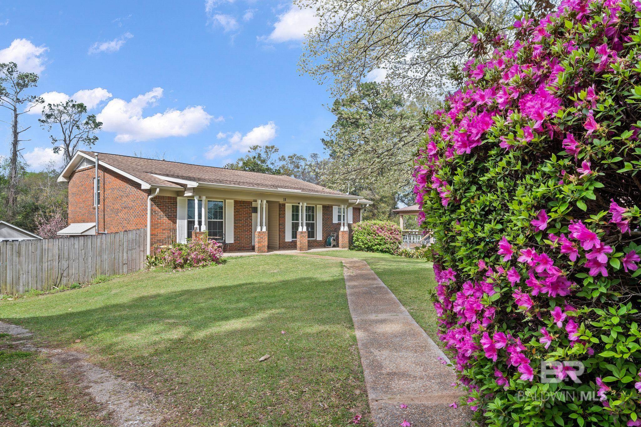 Spanish Fort, AL, 36527