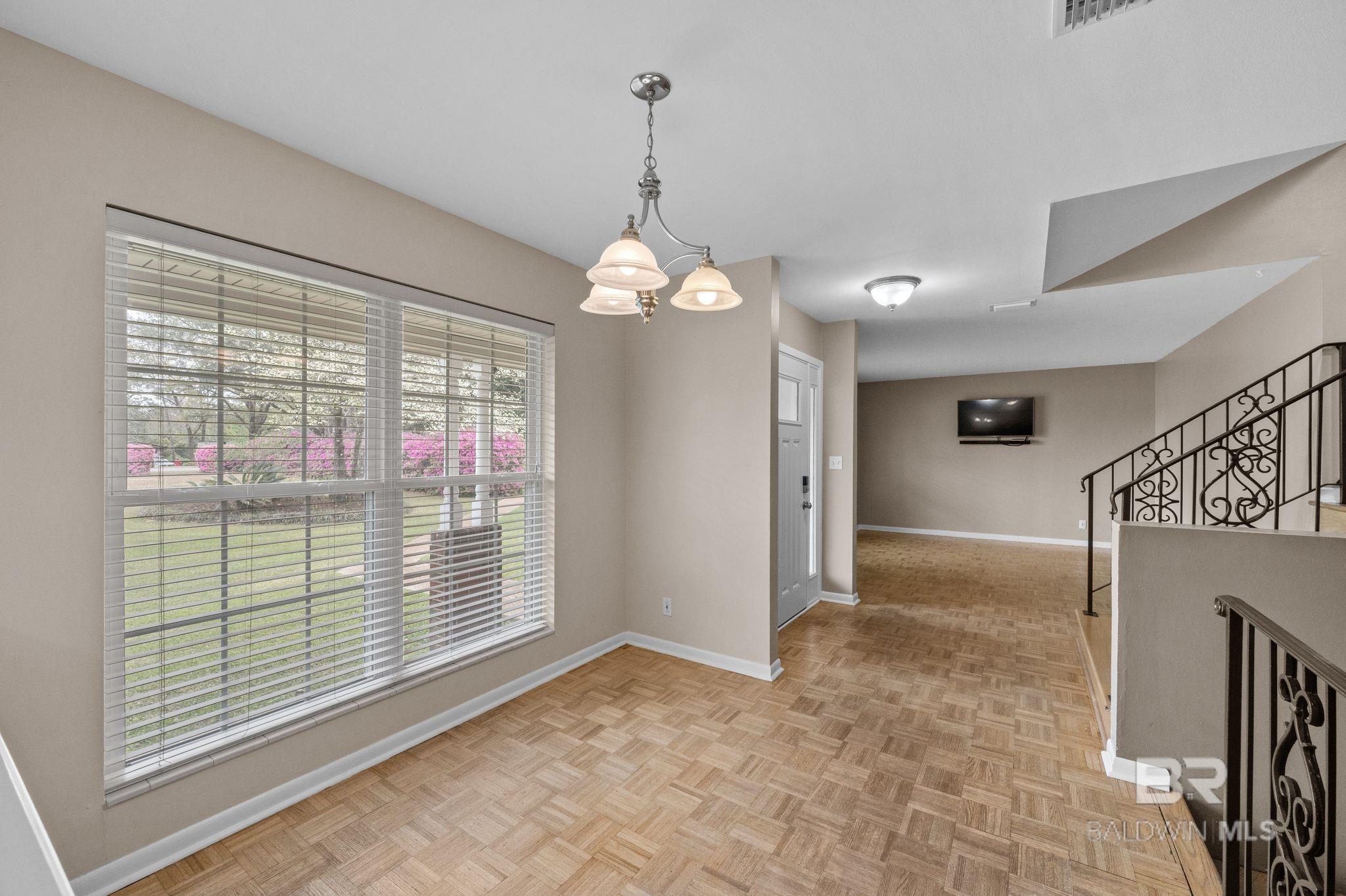 Spanish Fort, AL, 36527