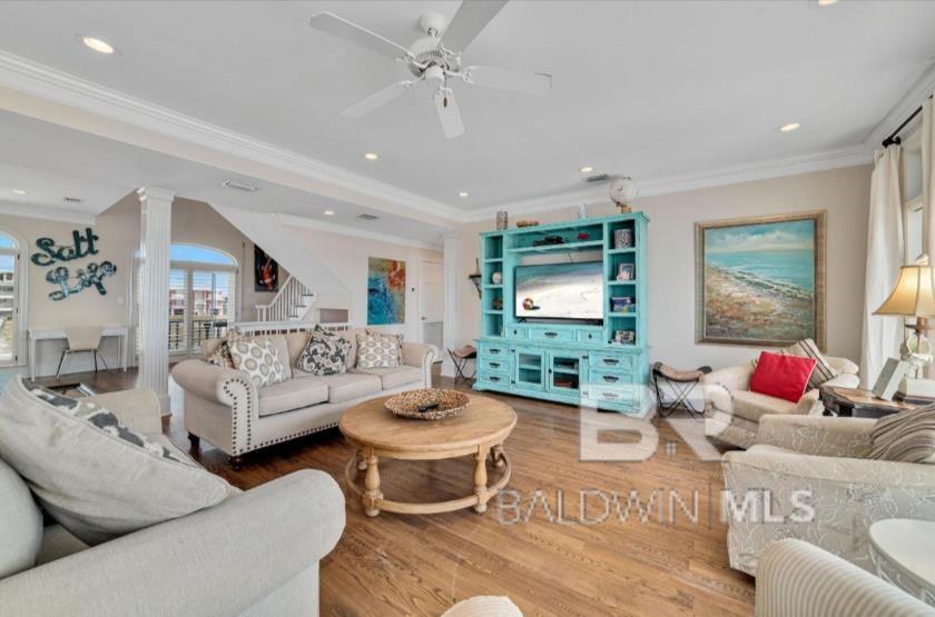 2223 W Beach Boulevard, Gulf Shores, AL, 36542