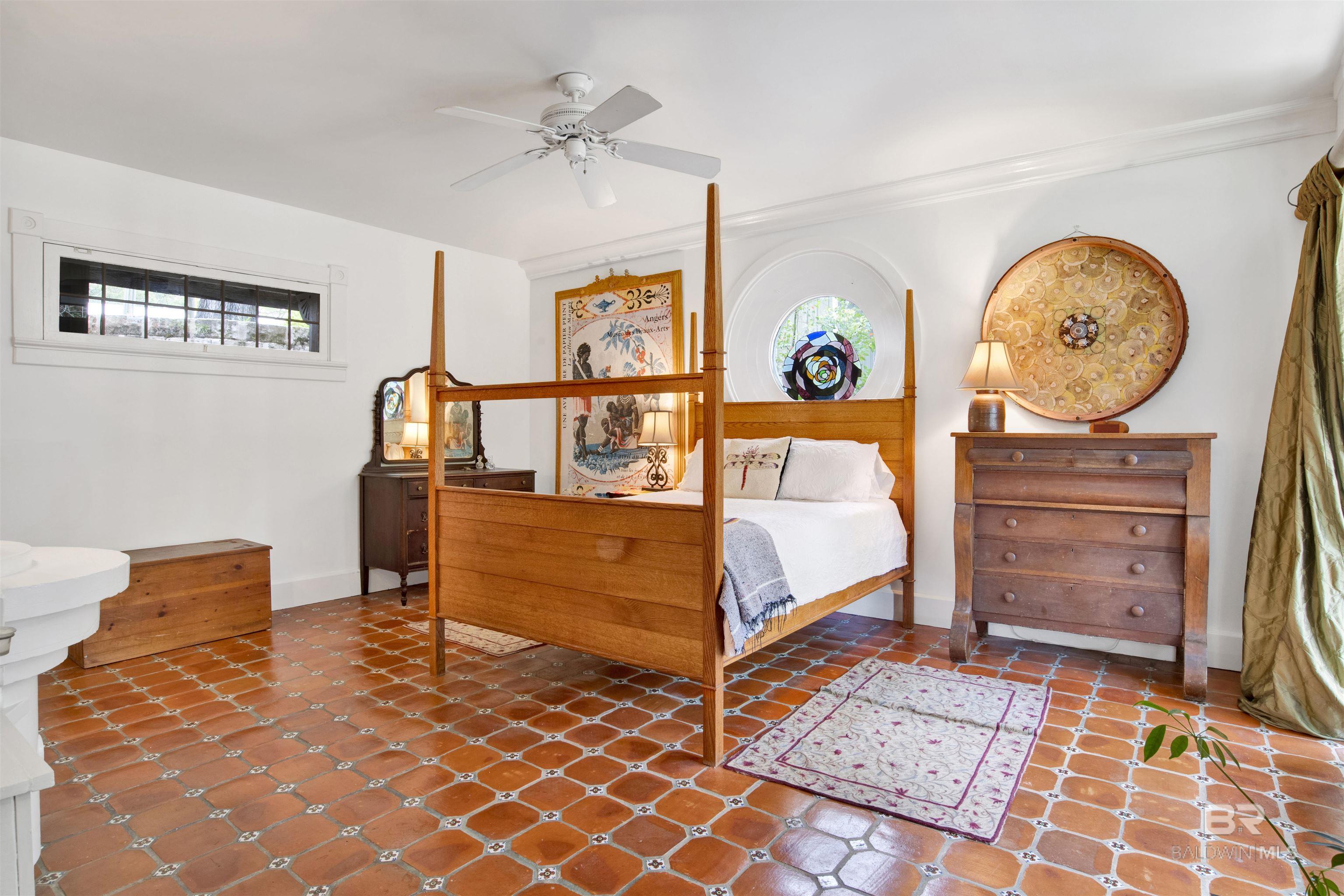 301 School Street, Fairhope, AL, 36532