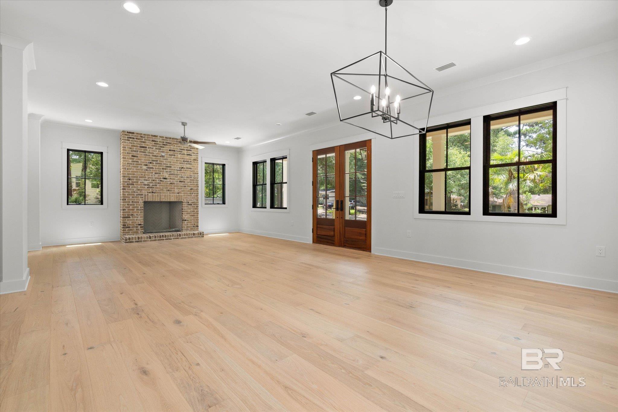 411 Miller Avenue, Fairhope, AL, 36532