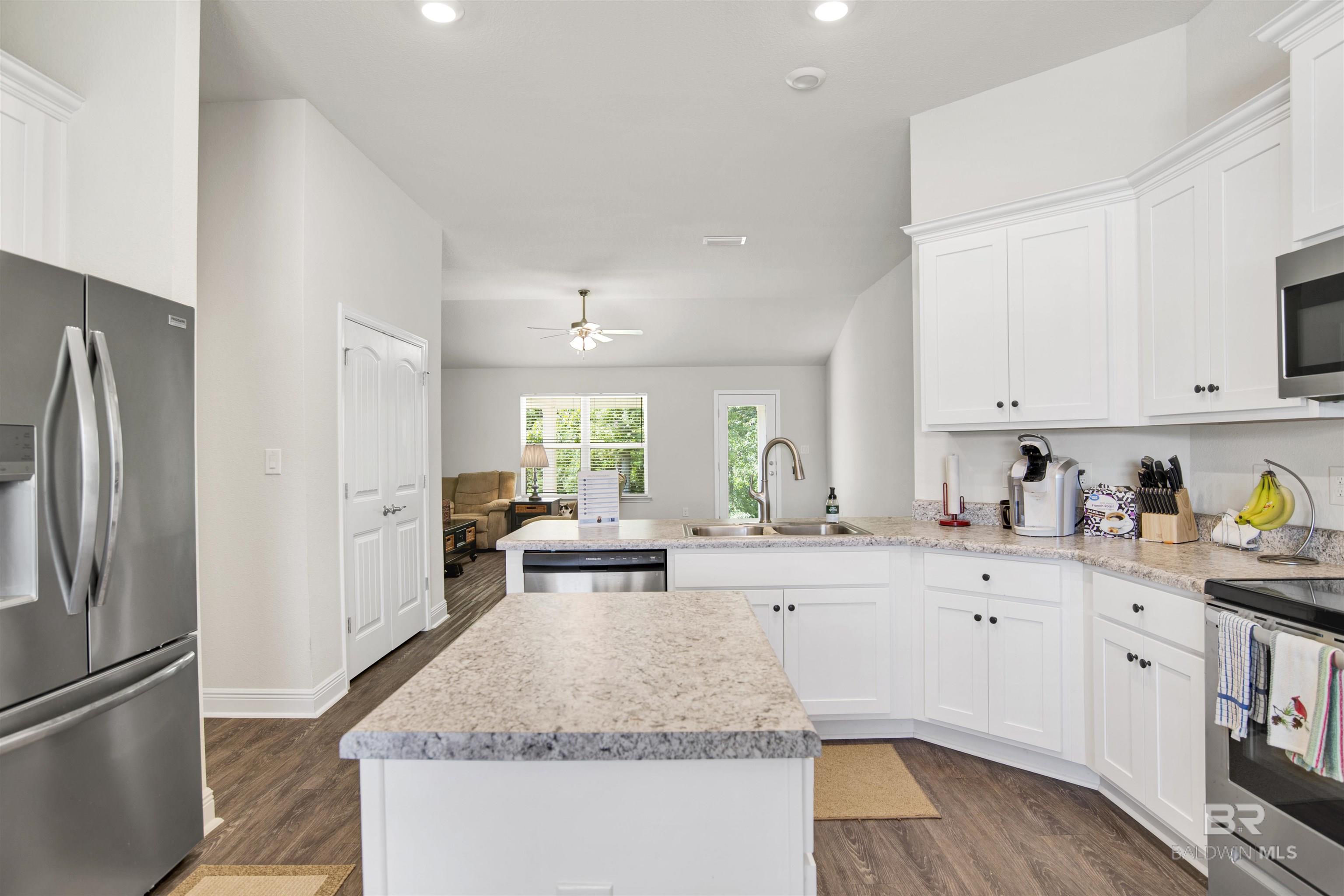 22894 Ridgewood Drive, Robertsdale, AL, 36567